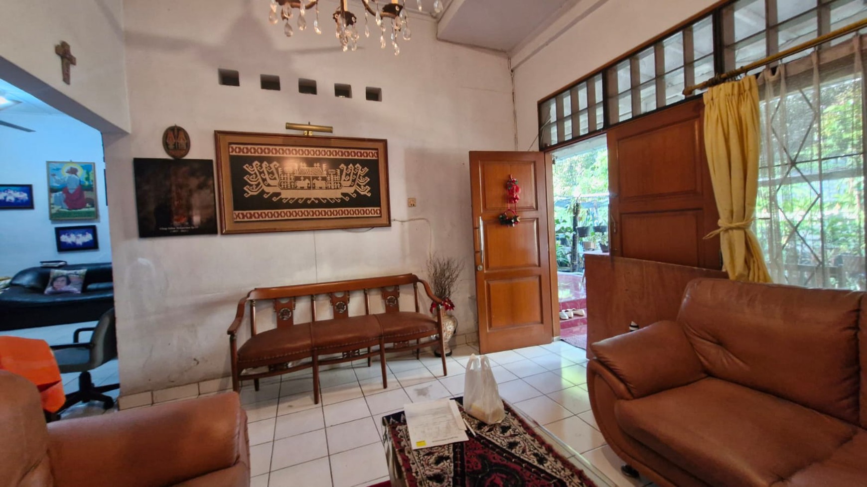 Dijual Rumah Lama Hitung Tanah, Lokasi Strategis Daerah Kebayoran Baru, JakSel