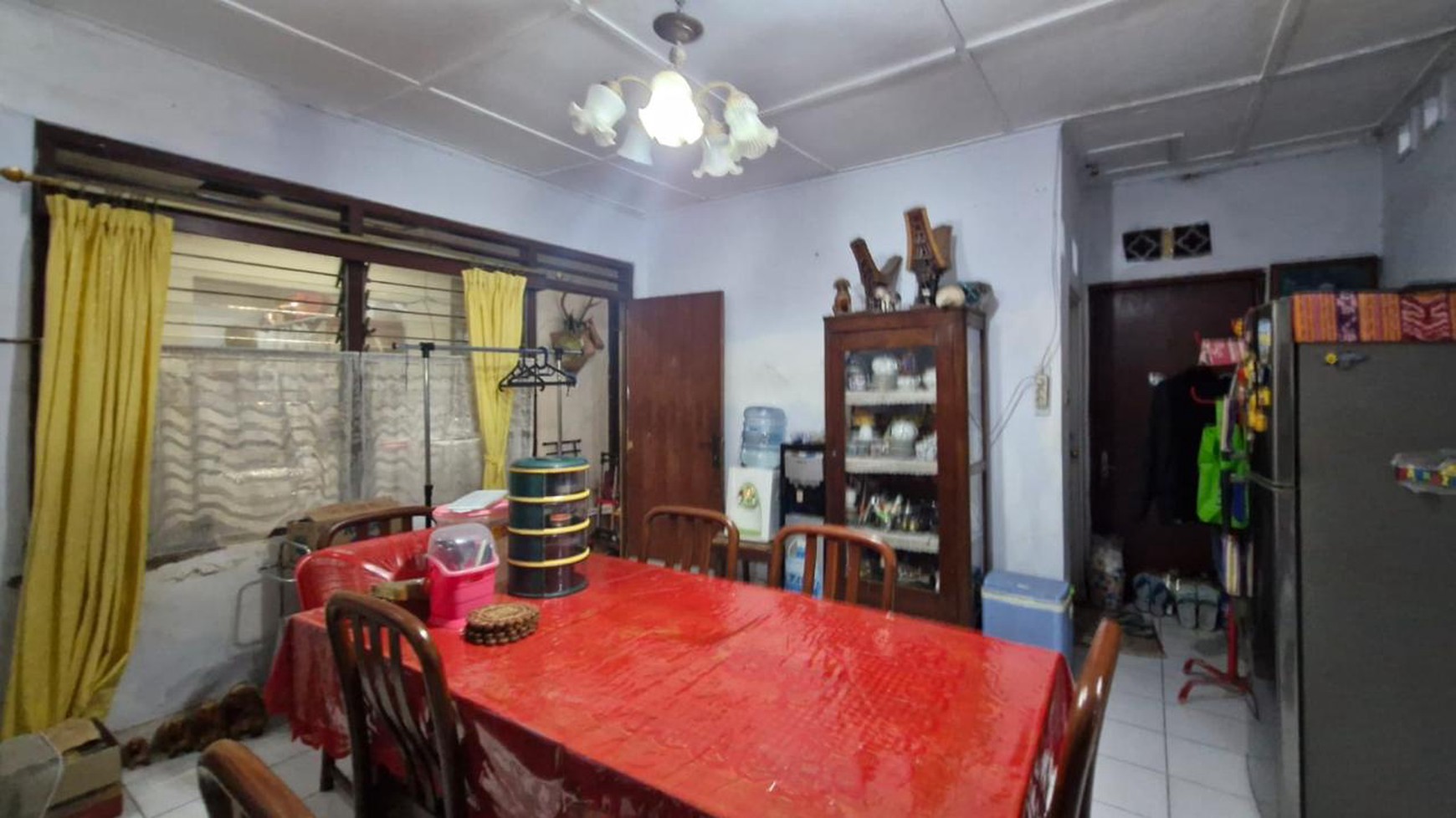 Dijual Rumah Lama Hitung Tanah, Lokasi Strategis Daerah Kebayoran Baru, JakSel