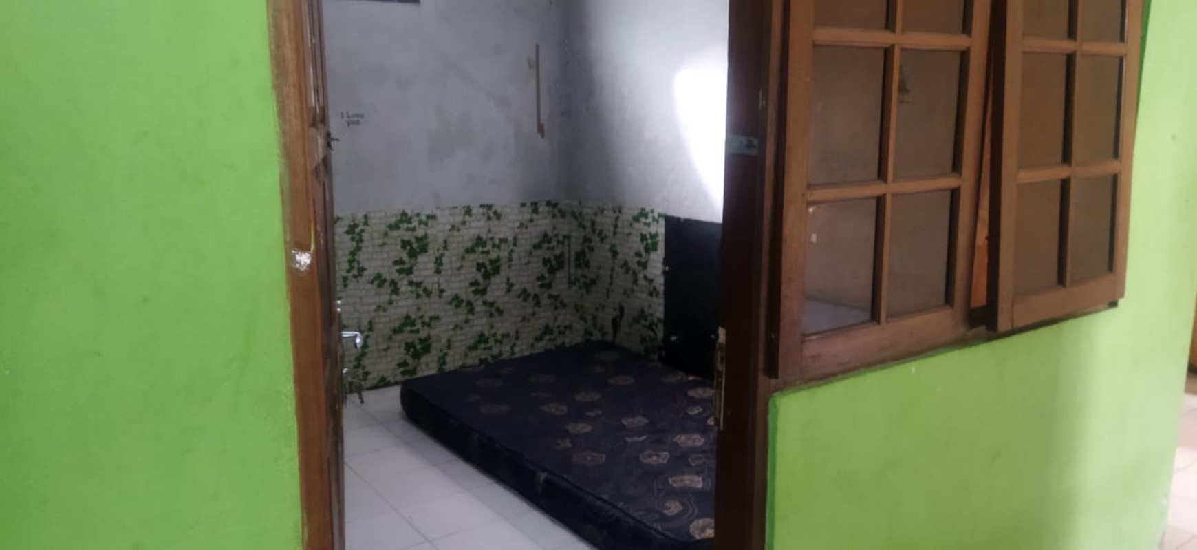 Disewakan Rumah 10 Kamar Tidur Lokasi Dekat Jembatan Merah Caturtunggal, Depok, Sleman