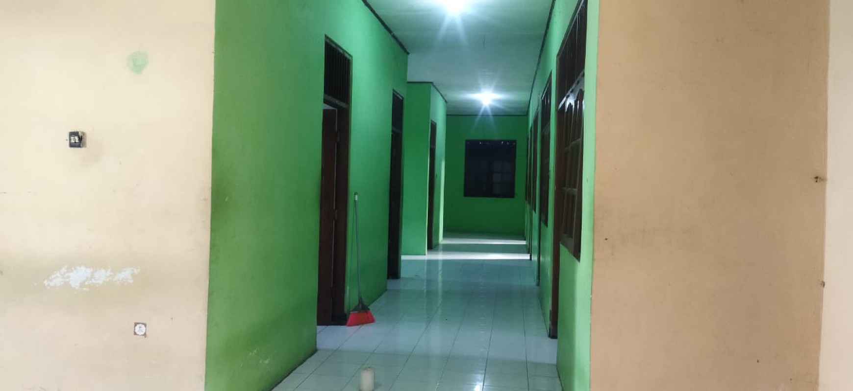 Disewakan Rumah 10 Kamar Tidur Lokasi Dekat Jembatan Merah Caturtunggal, Depok, Sleman