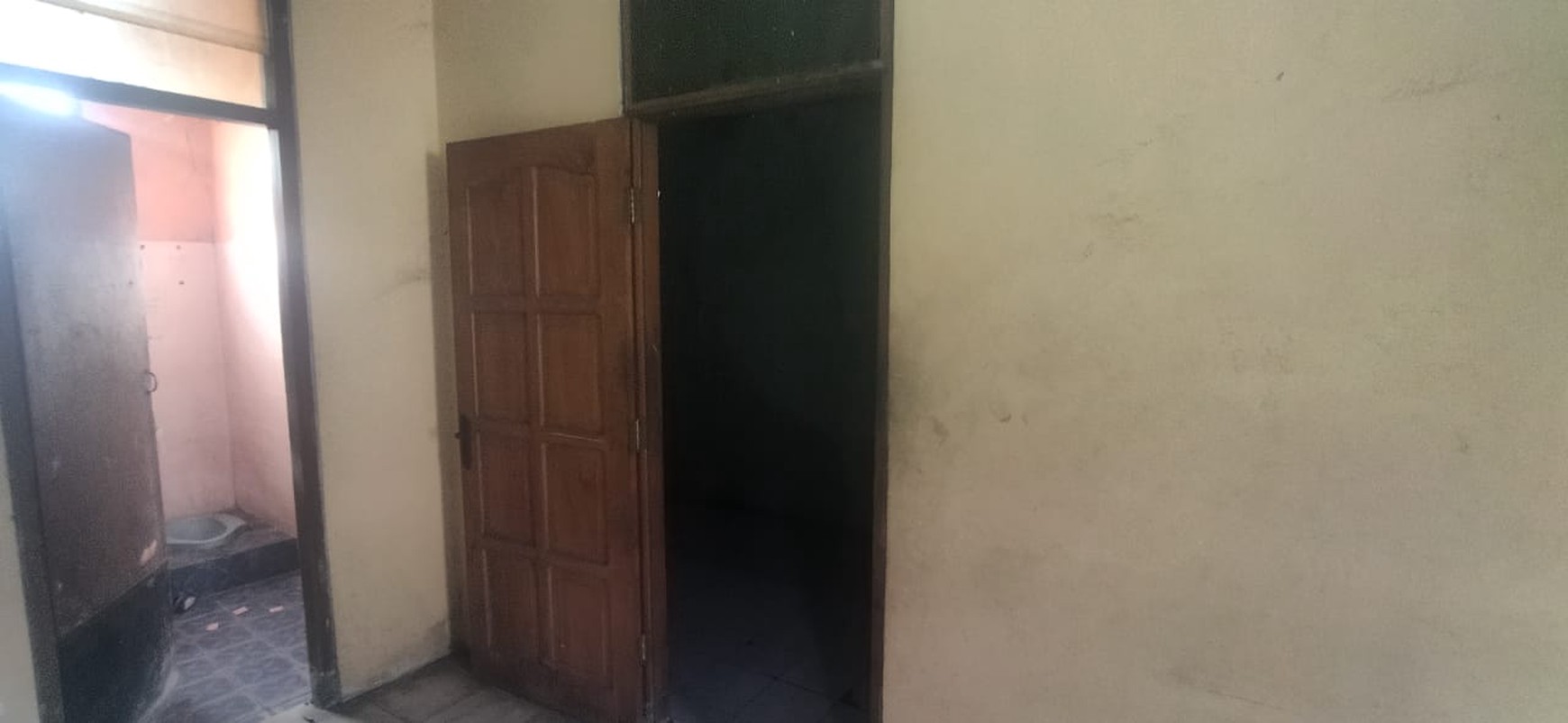 Disewakan Rumah 10 Kamar Tidur Lokasi Dekat Jembatan Merah Caturtunggal, Depok, Sleman