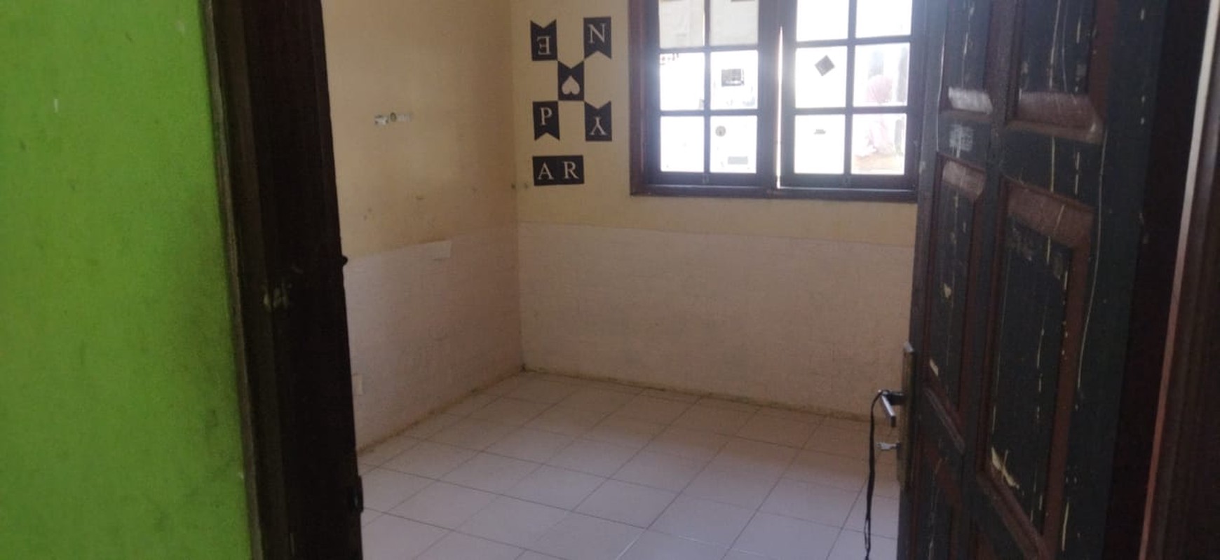 Disewakan Rumah 10 Kamar Tidur Lokasi Dekat Jembatan Merah Caturtunggal, Depok, Sleman