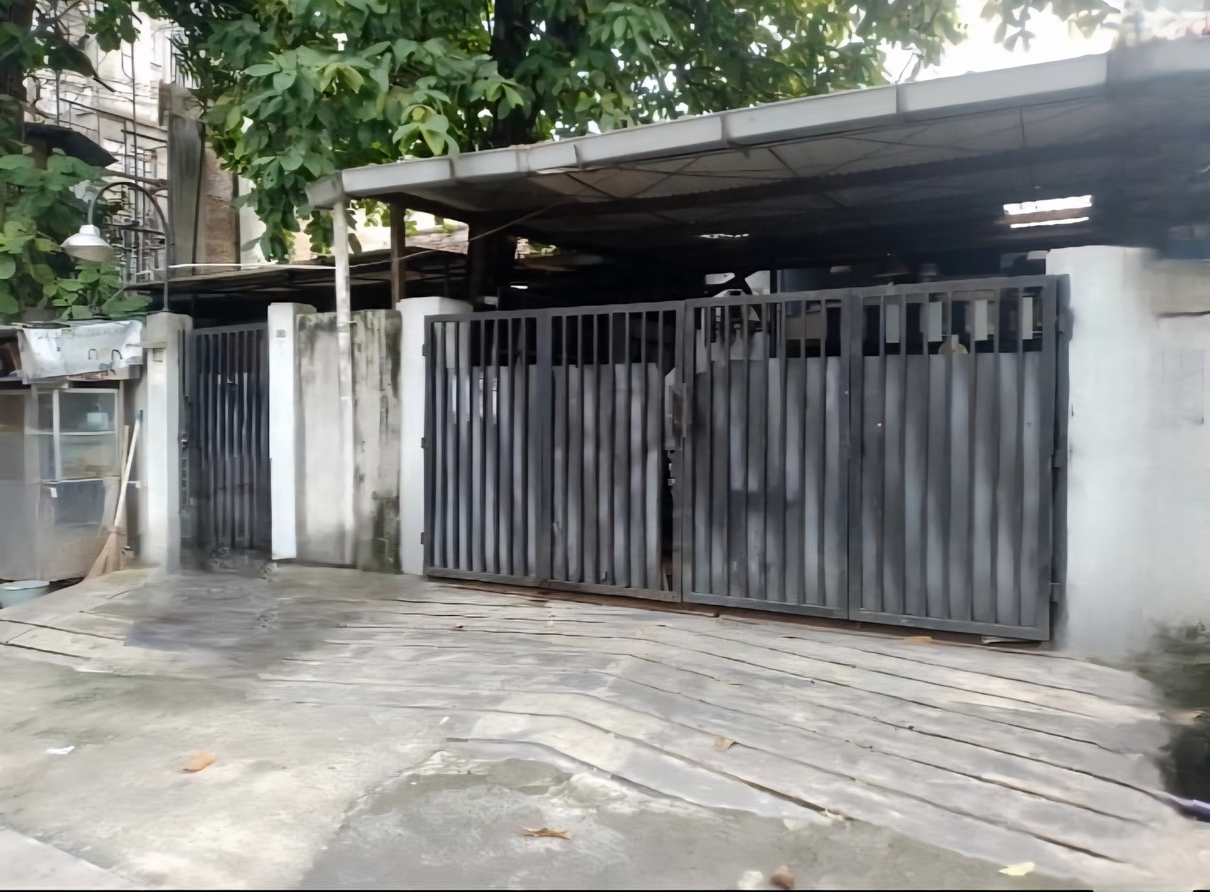 Dijual Rumah Hitung Tanah di Hang Jebat, Kebayoran Baru - Jakarta Selatan