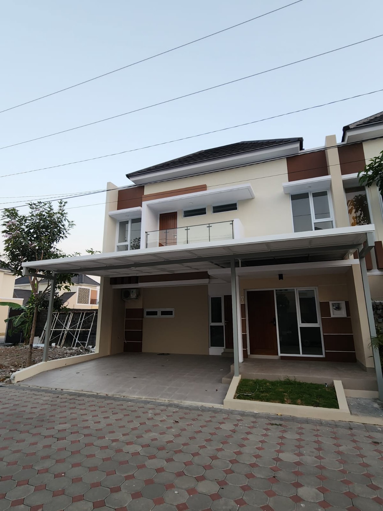 Rumah Dalam Perum Griya Kuantan Nogotirto Gamping, Sleman