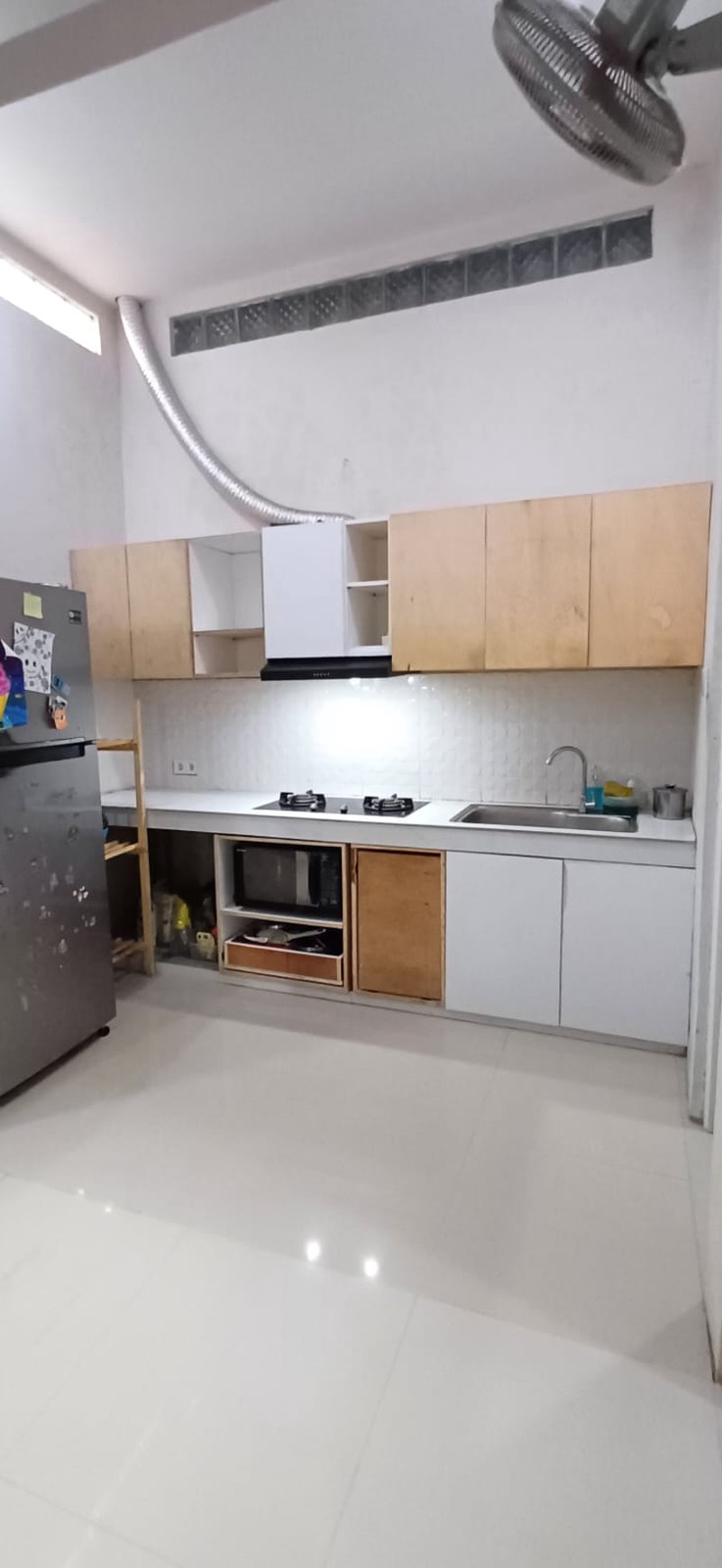 Dijual rumah modern lengkap dan nyaman dalam cluster bebas banjir