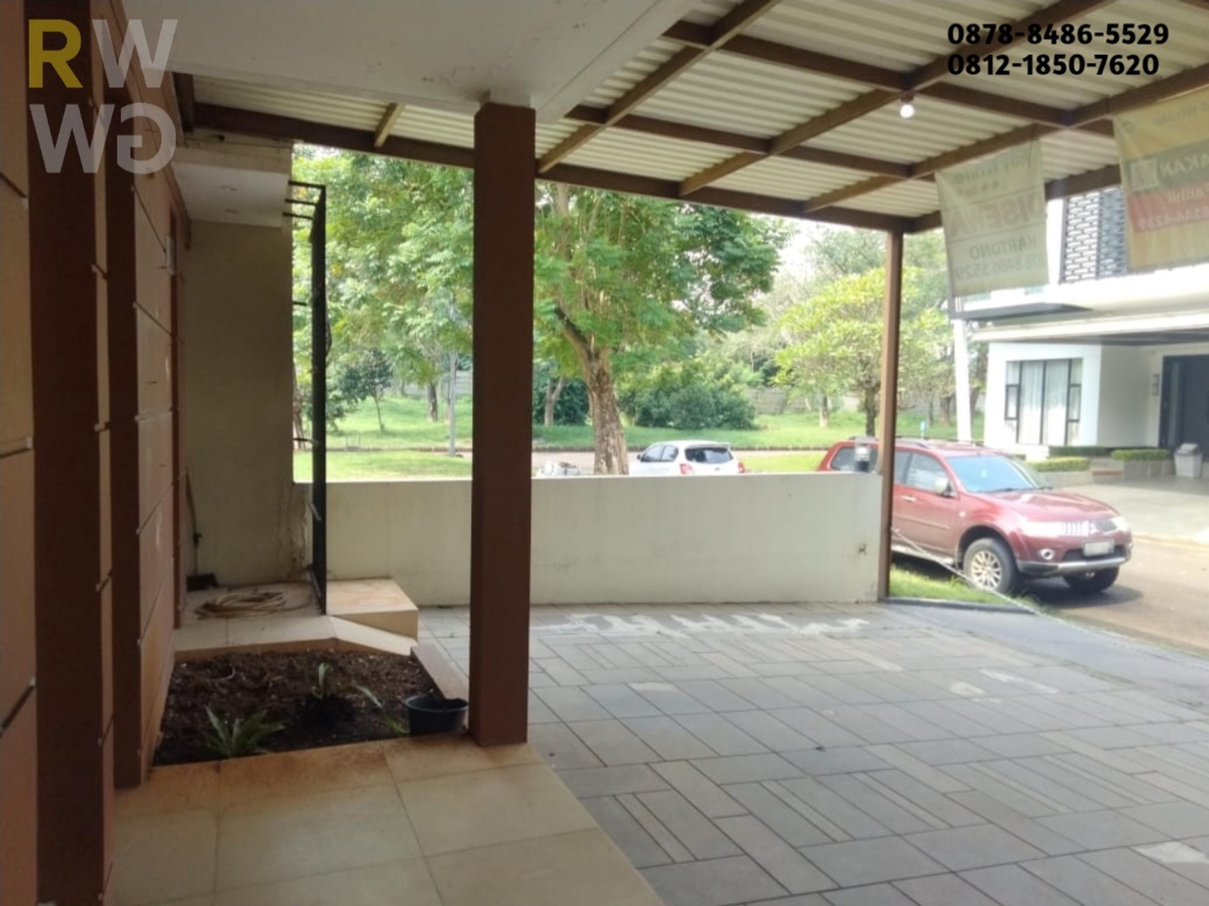 Dijual Rumah di Grand Wisata - Cluster Citrus Garden, Luas & Strategis