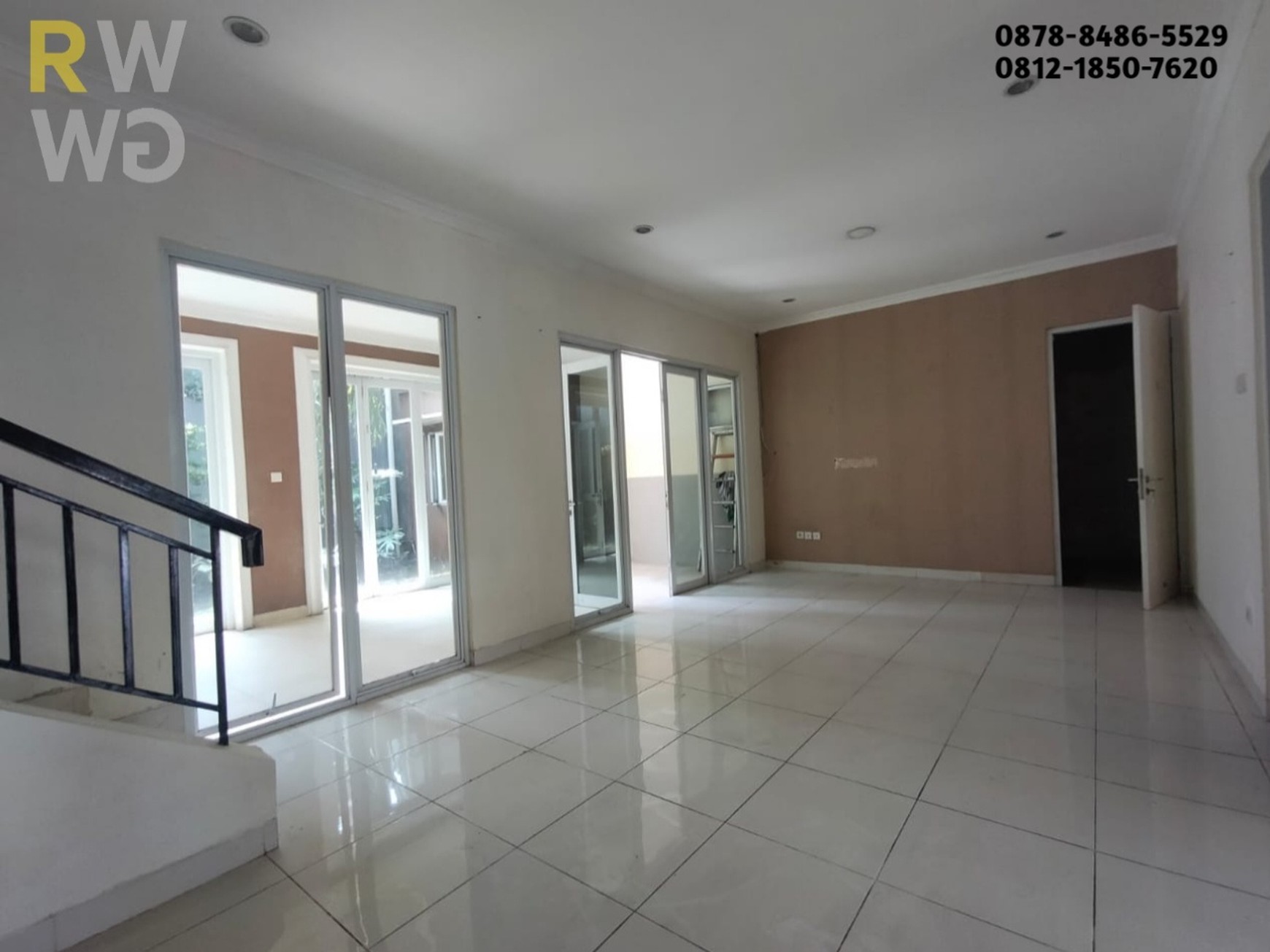 Dijual Rumah di Grand Wisata - Cluster Citrus Garden, Luas & Strategis