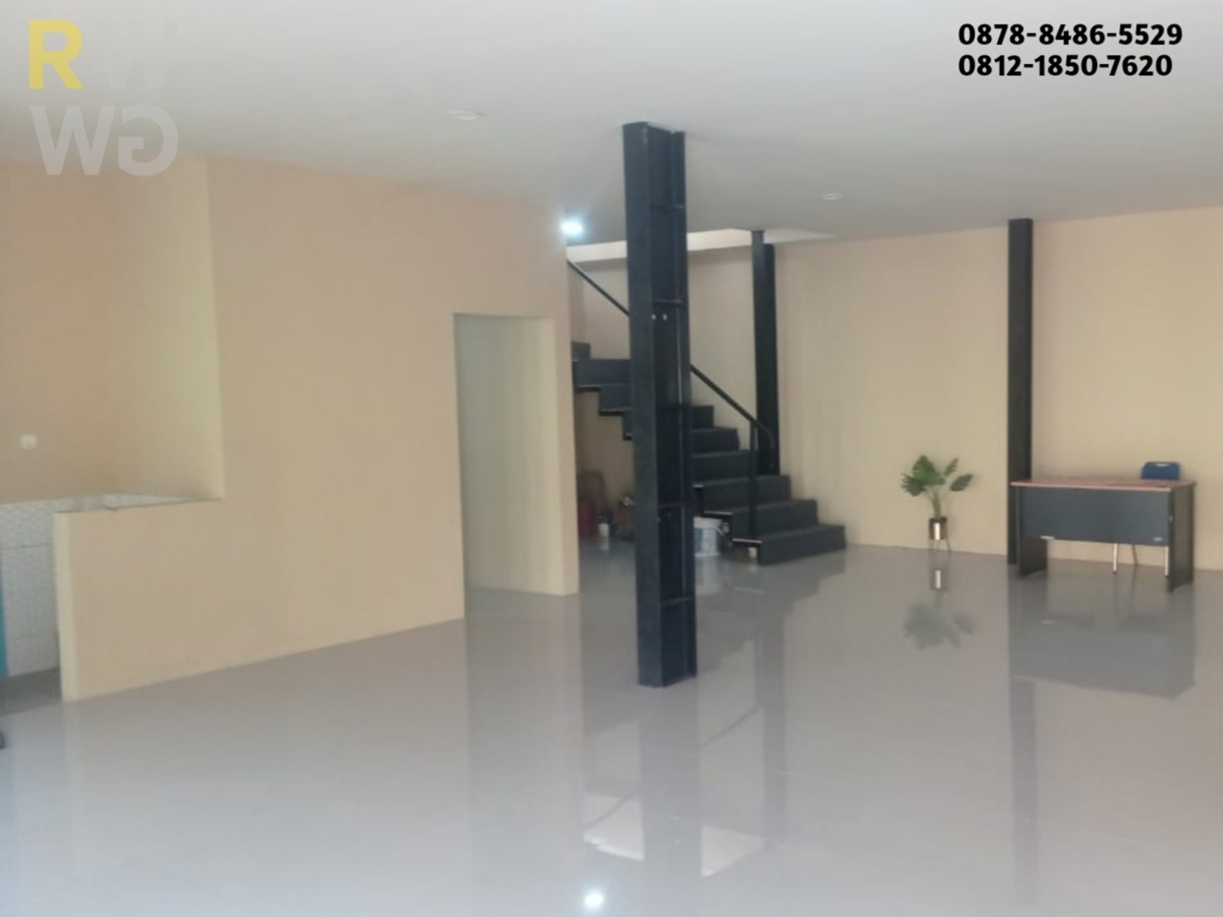 Gudang Workshop Dijual Murah di Setu Bekasi - 2 Lantai, Parkir Luas & Lokasi Strategis