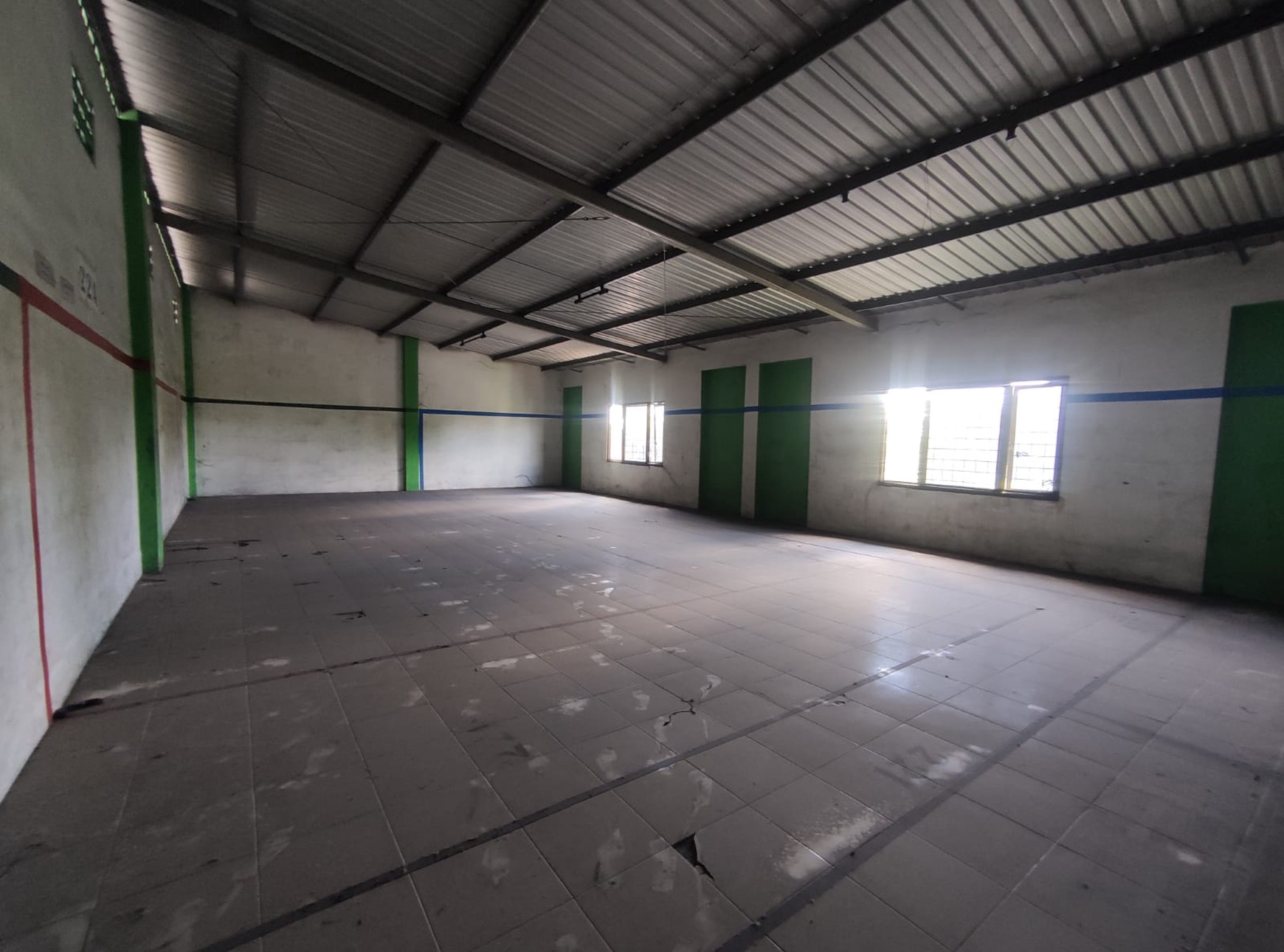 Gudang & Ruko 1174 Meter Persegi Lokasi Strategis Jalan Jogja-Solo Km 14