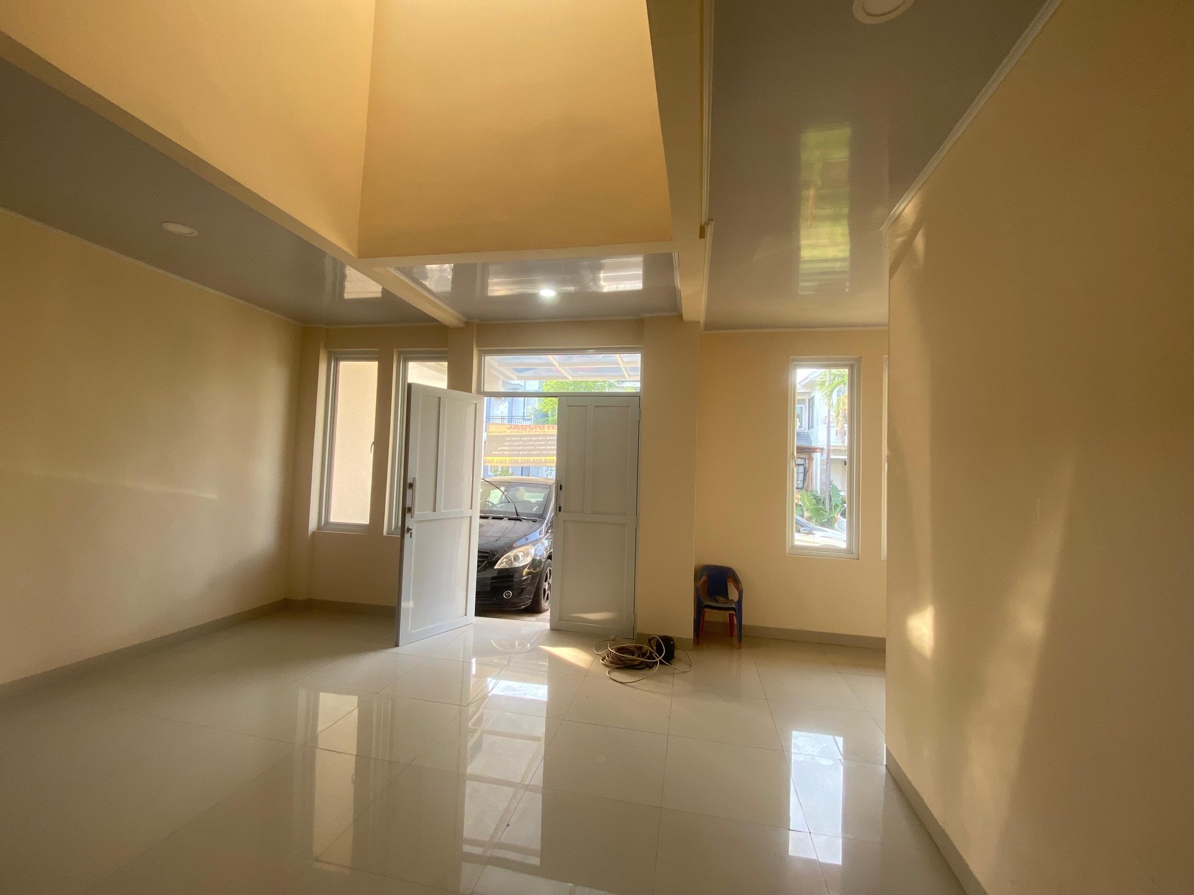 Rumah Cantik 2 Lantai, Siap Huni di Kota Wisata Cibubur 