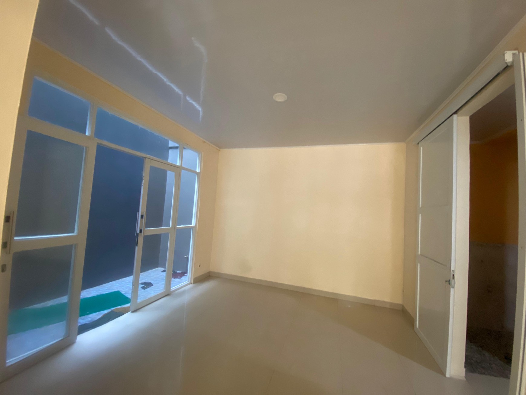 Rumah Cantik 2 Lantai, Siap Huni di Kota Wisata Cibubur 