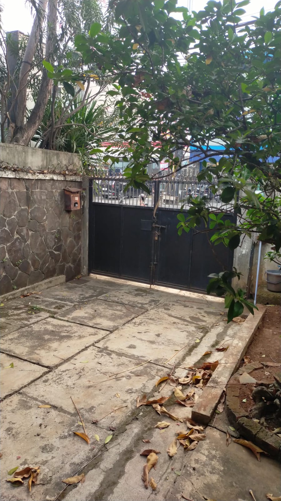 Dijual Cepat Rumah cocok usaha/kantor di Gandaria Kebayoran Baru.