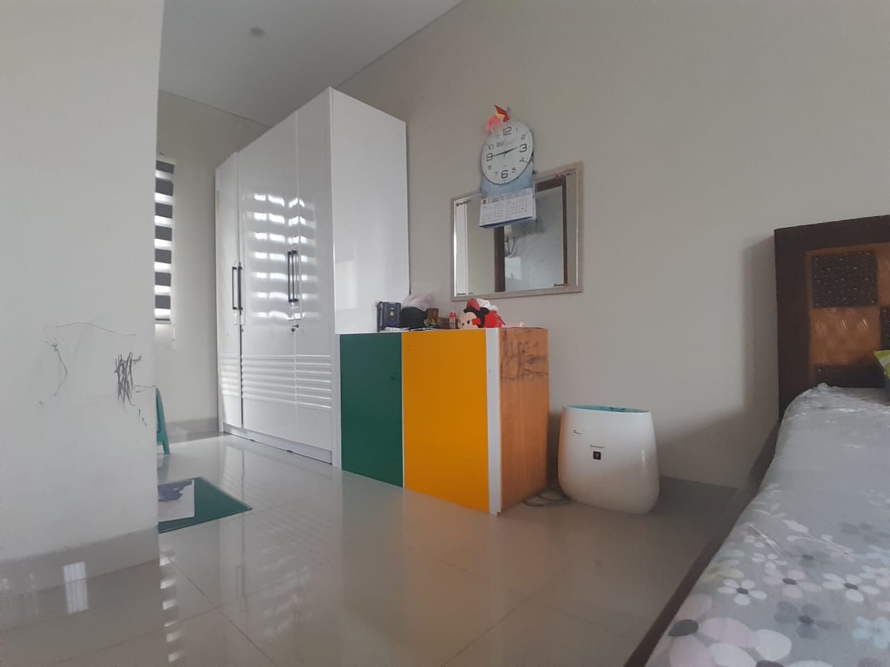 Rumah Tingkat Cantik di Premier Estate 3 Kranggan Lokasi Strategis Dekat Tol Jatiwarna