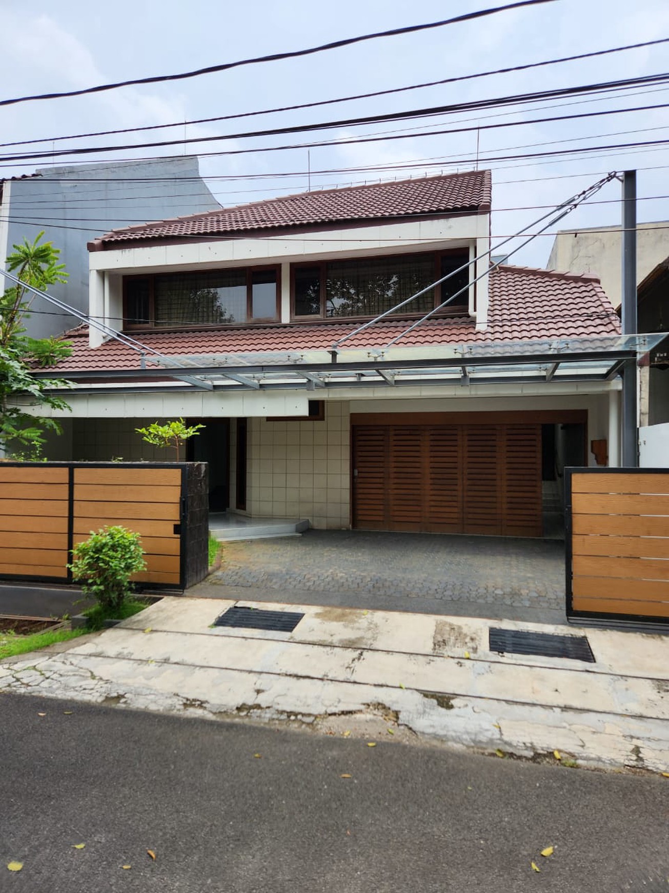 Rumah Hitung Tanah Area Cipete