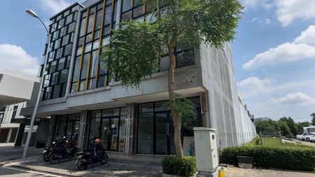 Sewa Ruko Murah dengan Lokasi Strategis di Citraland The Greenlake, Lakarsantri, Surabaya