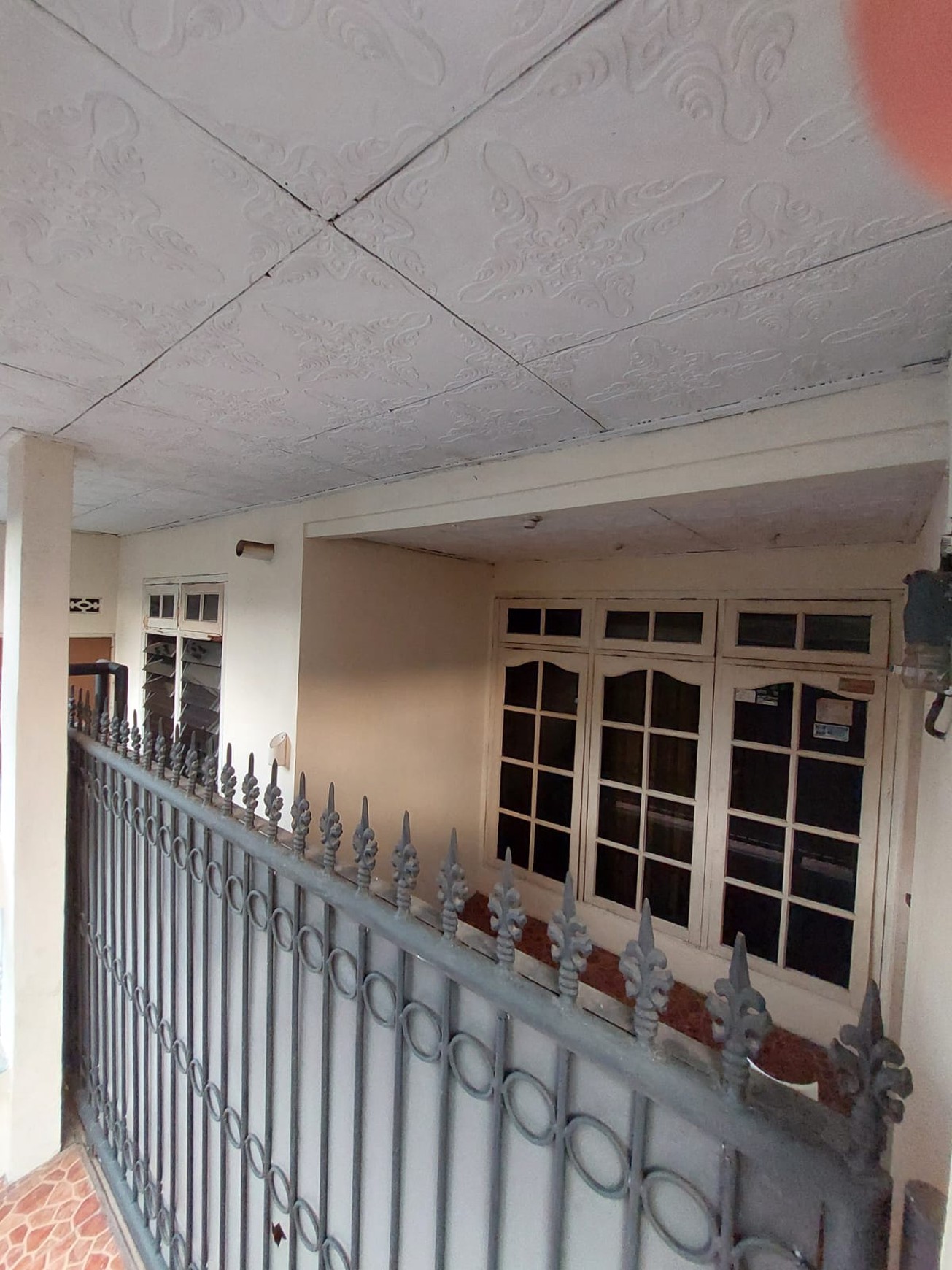 Rumah di Jakarta Selatan 2 Lantai Siap Huni sudah SHM