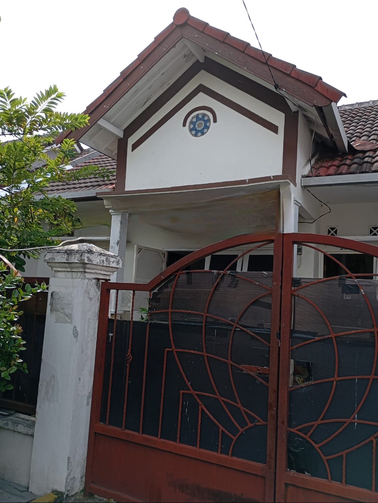 Dijual Rumah Wiguna Tengah - Gunung Anyar - Surabaya Timur Dekat Upn, Akses Tol Tambak Sumur , Dekat Bandara Juanda