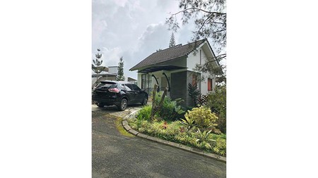 Villa Kota Bunga, Puncak, Cipanas. Rapih terawat, siap menanti Anda untuk momen-momen akhir pekan dan liburan yang penuh kesan