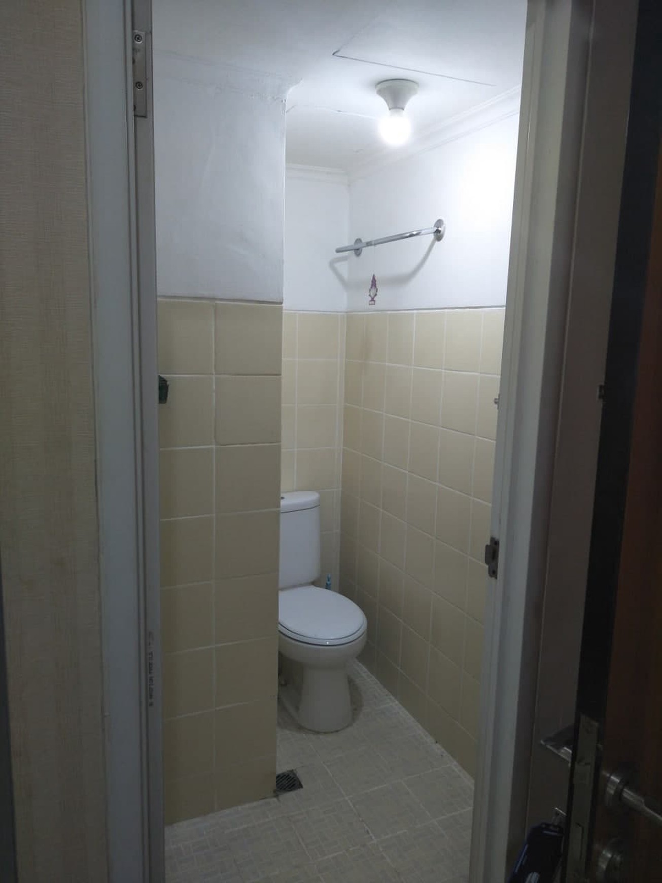 Sewa Apartemen Tower A 2 BR Bulanan dan Tahunan Murah dengan Good View di Puncak Permai Surabaya