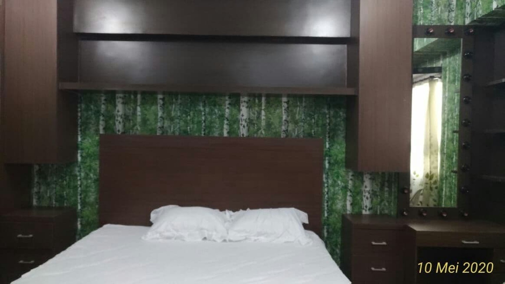 Sewa Apartemen Studio Furnished Murah dengan Good View Berlokasi Strategis di Puncak Permai Tower C, Surabaya