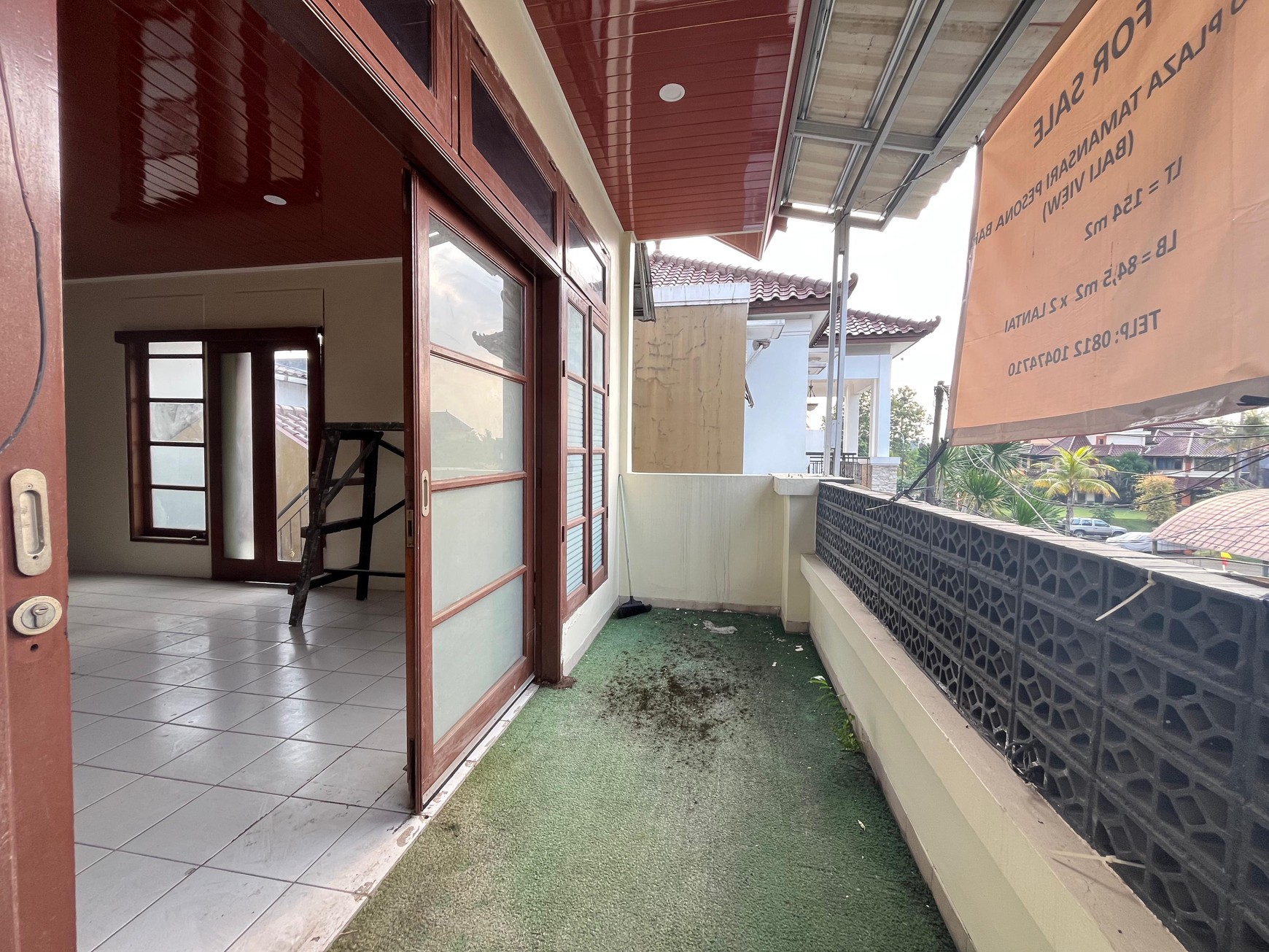 Ruko 2 Lantai di Lokasi Ramai Depan Komplek Besar Cirendeu Cocok untuk Usaha & Kantor