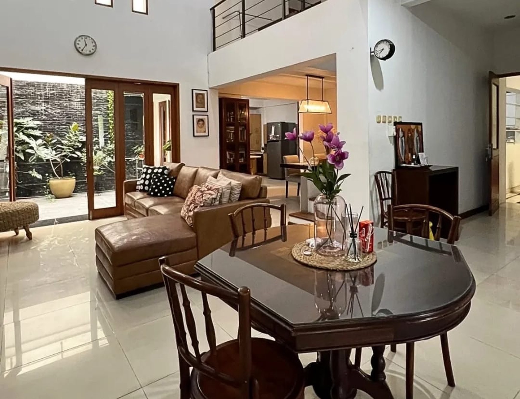 Rumah Bagus Di Jl Gandaria Jakarta Selatan