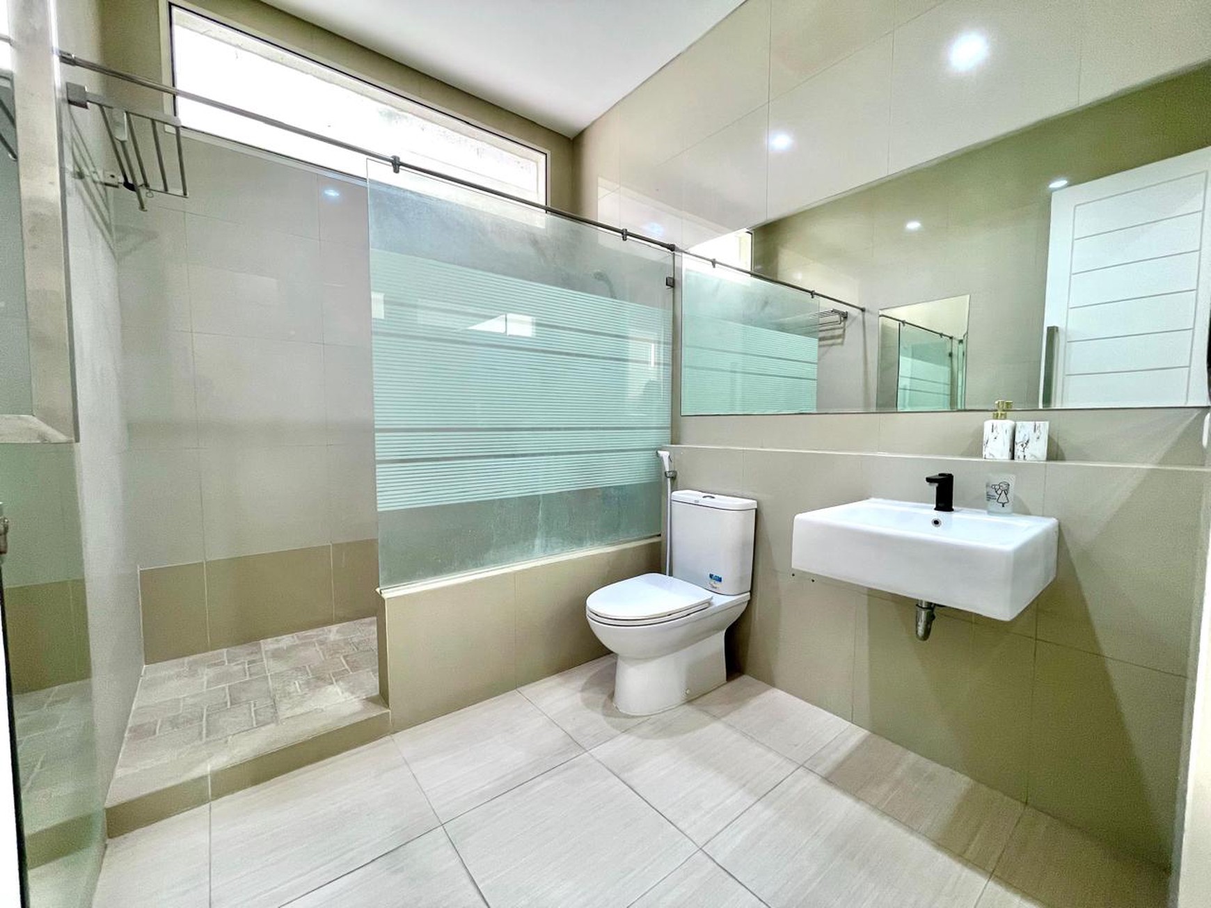 Dijual Rumah Woodland Citraland Surabaya Barat