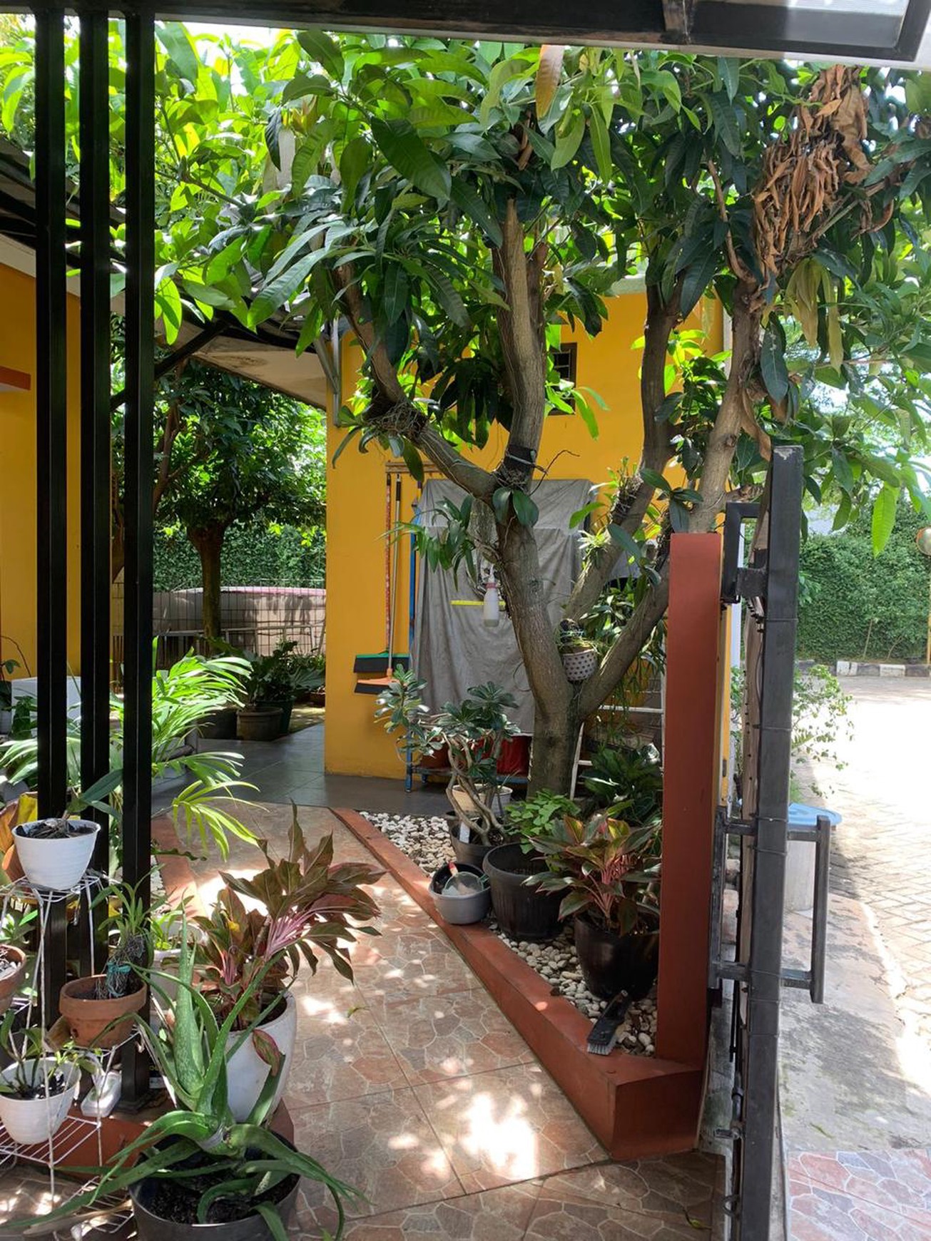 Rumah Hitung Tanah dengan Luas 418 di Bintaro Jaya, Tangerang Selatan