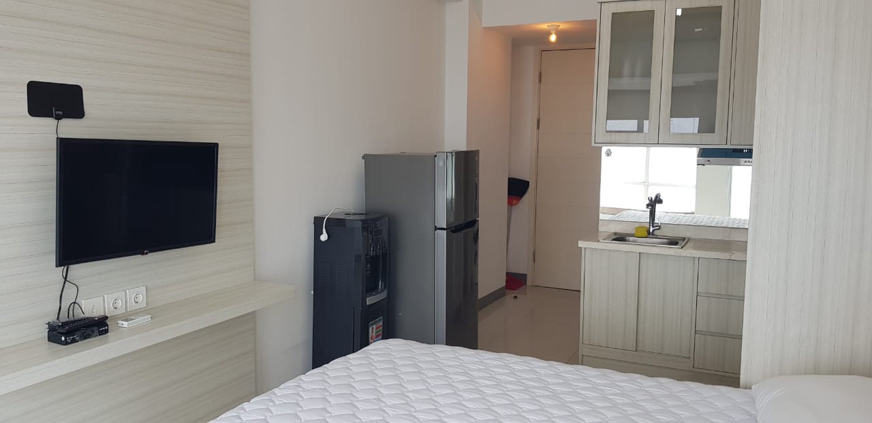 Murah Disewakan Apartemen Anderson Tipe Studio Full Furnished Modern - Lantai 29 - Akses Pakuwon Mall, Ptc, Supermall