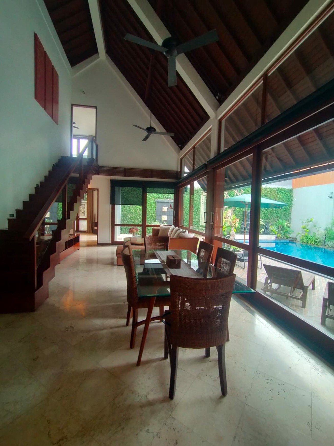 For Sale / For Rent - Luxurious 3BR Villa in Umalas, Kerobokan
