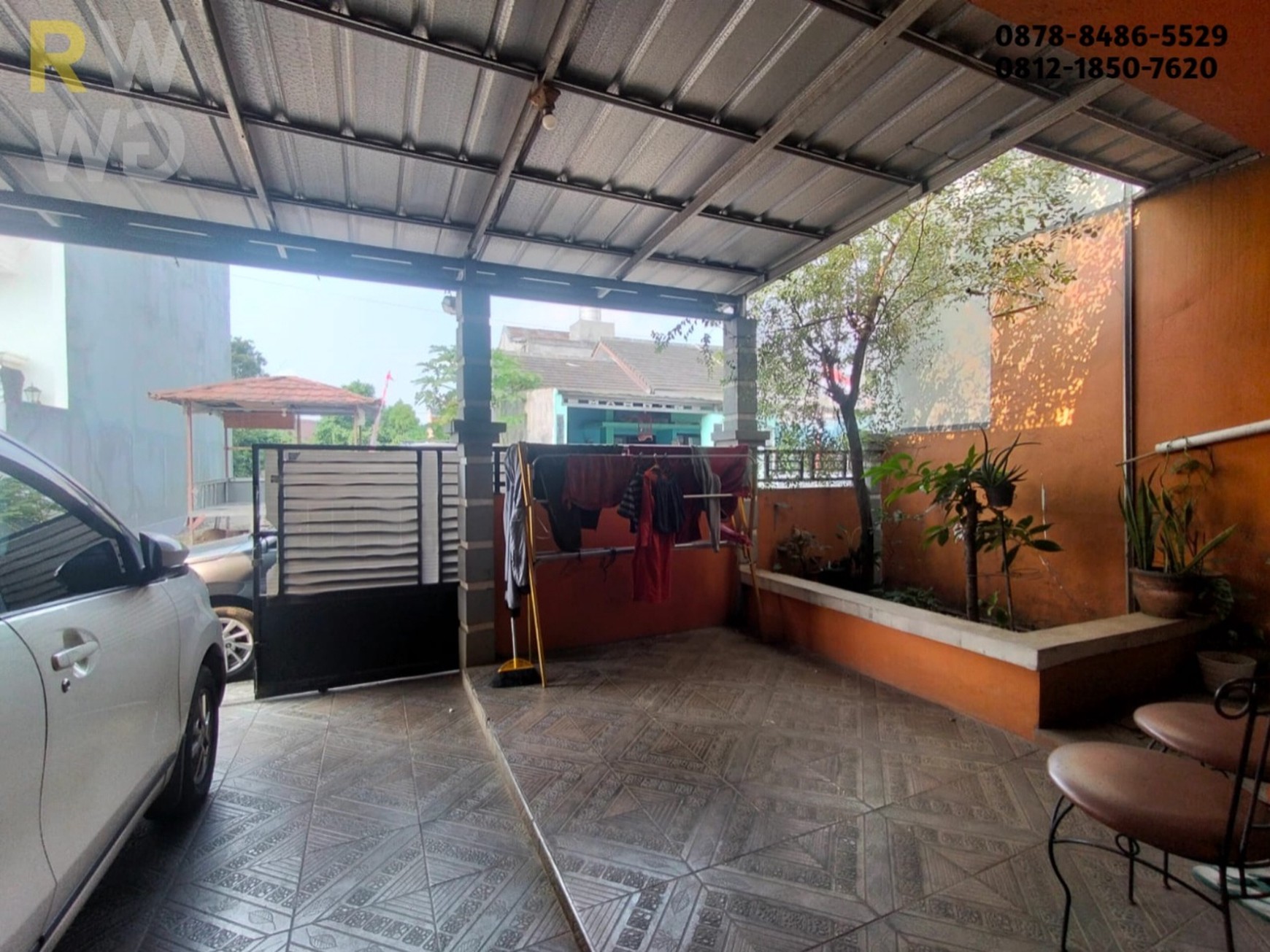 Rumah Dijual di Dukuh Zamrud Bekasi - 1,5 Lantai Murah, Strategis & Nyaman