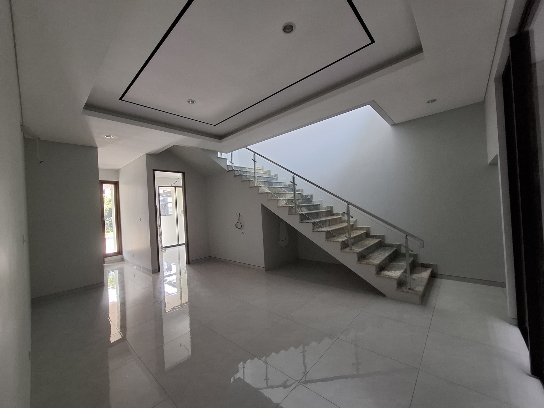 Dijual Rumah Baru Woodland Citraland Surabaya New Baru Modern Mewah Siap Huni Dekat Uc, Hokky Buah, Pasar Modern