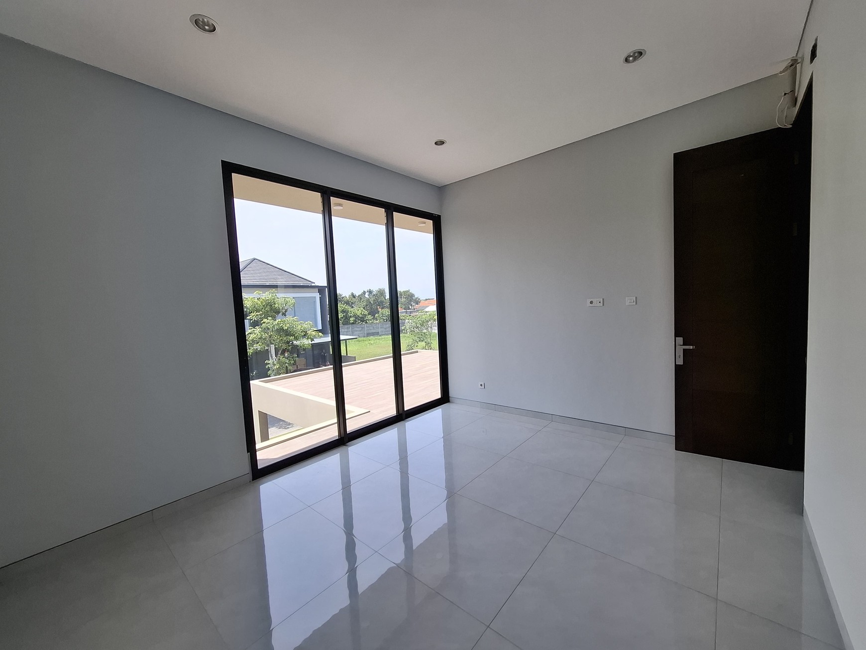 Dijual Rumah Baru Woodland Citraland Surabaya New Baru Modern Mewah Siap Huni Dekat Uc, Hokky Buah, Pasar Modern