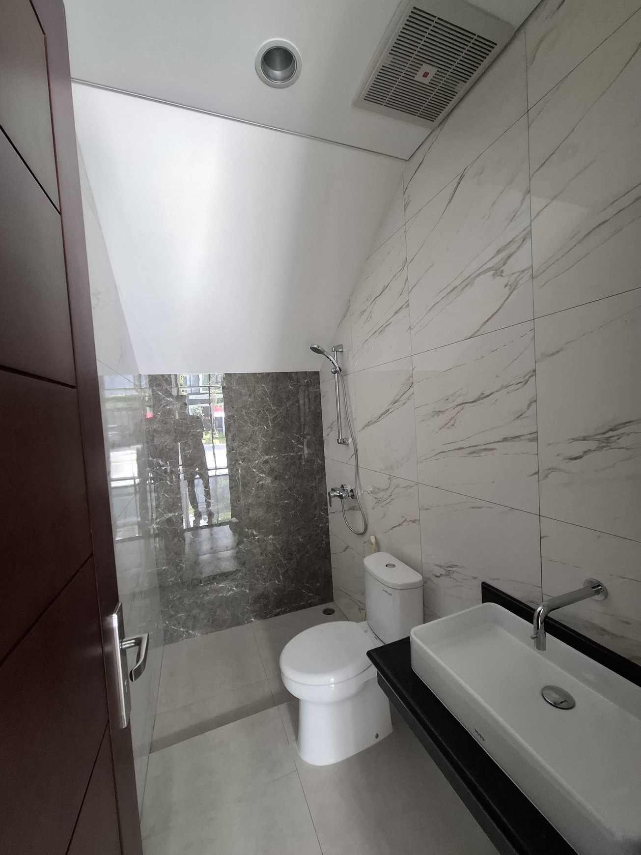 Dijual Rumah Baru Woodland Citraland Surabaya New Baru Modern Mewah Siap Huni Dekat Uc, Hokky Buah, Pasar Modern