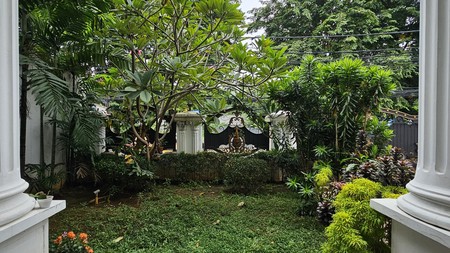 Rumah Modern Classic Siap Huni di Tebet Barat Jakarta Selatan