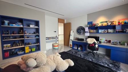 jual rumah mewah salah satu kawasan elite bsd city, telaga golf bsd city, strategis tengah kota asri banyak pepohonan