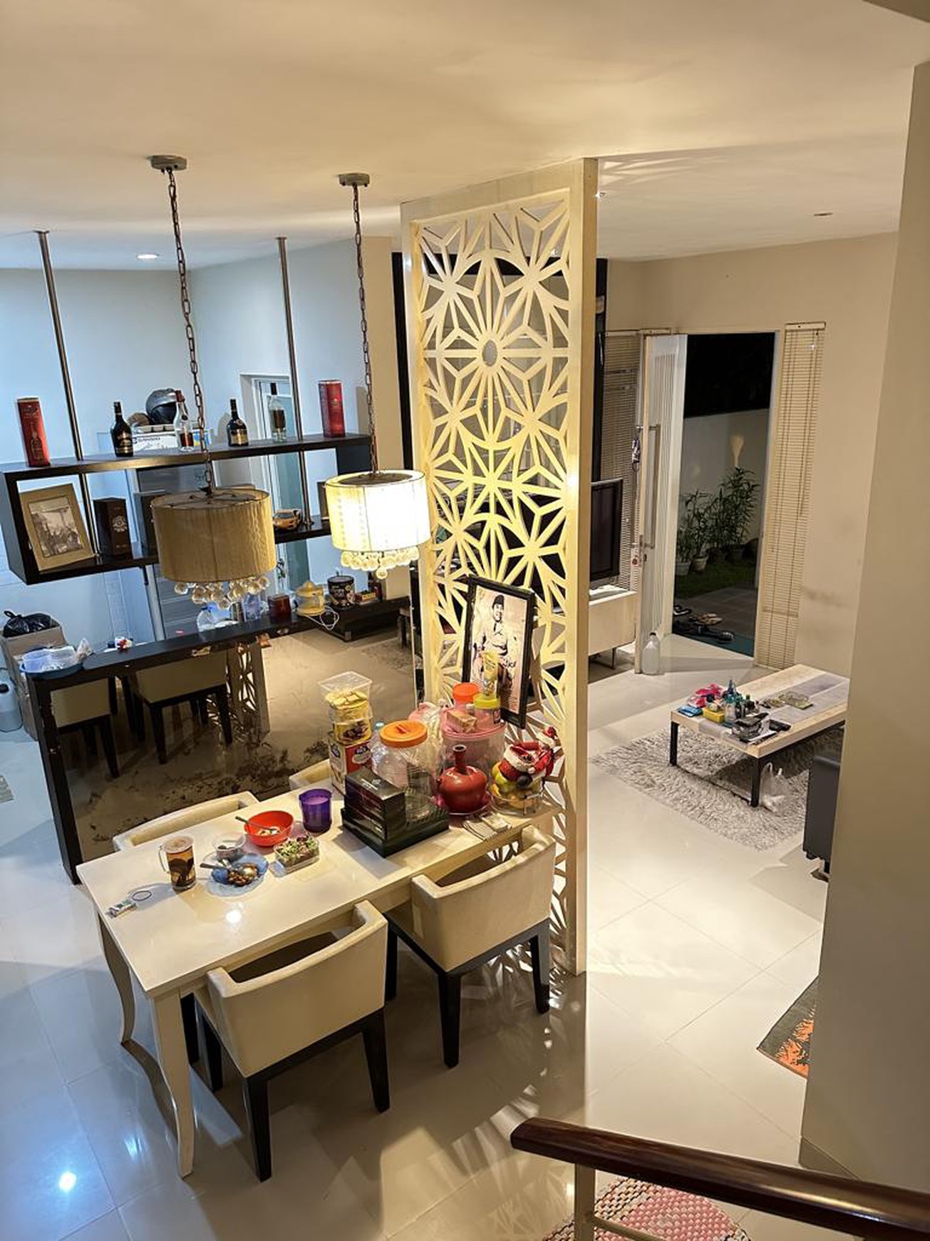 Dijual Cepat Rumah Alam Galaxy Surabaya Barat