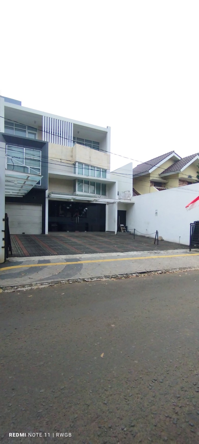 turun harga 12M jadi 11M-an nego Jual Cepat Gedung Kantor anggrek loka bsd city Siap Pakai Rapi Bagus Terawat