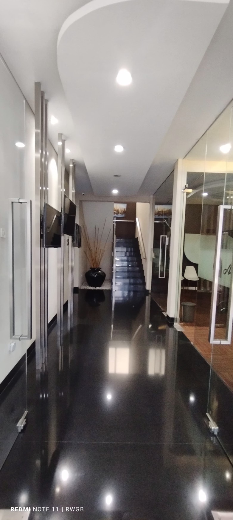 turun harga 12M jadi 11M-an nego Jual Cepat Gedung Kantor anggrek loka bsd city Siap Pakai Rapi Bagus Terawat