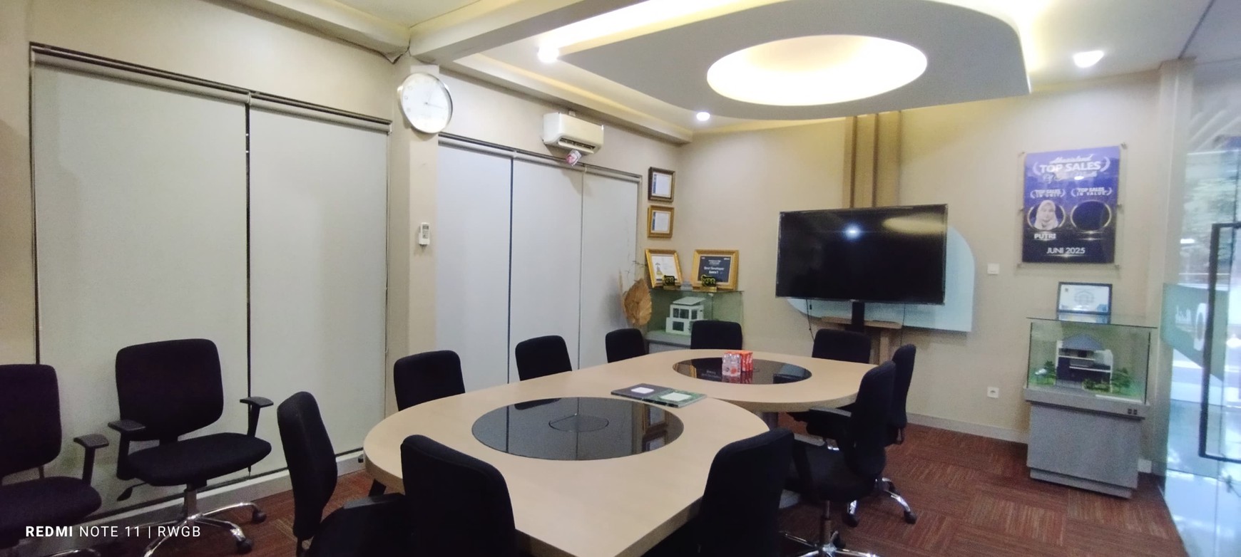 turun harga 12M jadi 11M-an nego Jual Cepat Gedung Kantor anggrek loka bsd city Siap Pakai Rapi Bagus Terawat