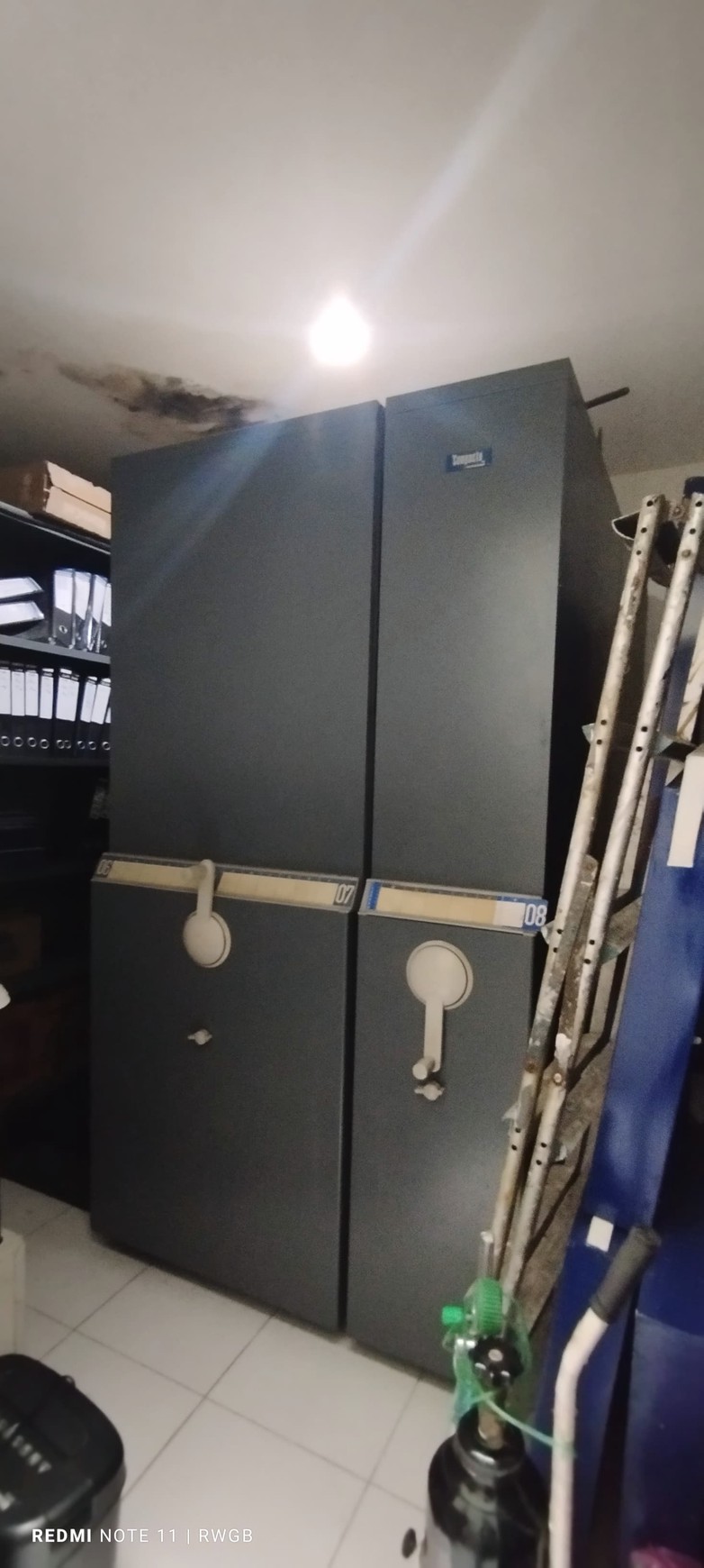 turun harga 12M jadi 11M-an nego Jual Cepat Gedung Kantor anggrek loka bsd city Siap Pakai Rapi Bagus Terawat