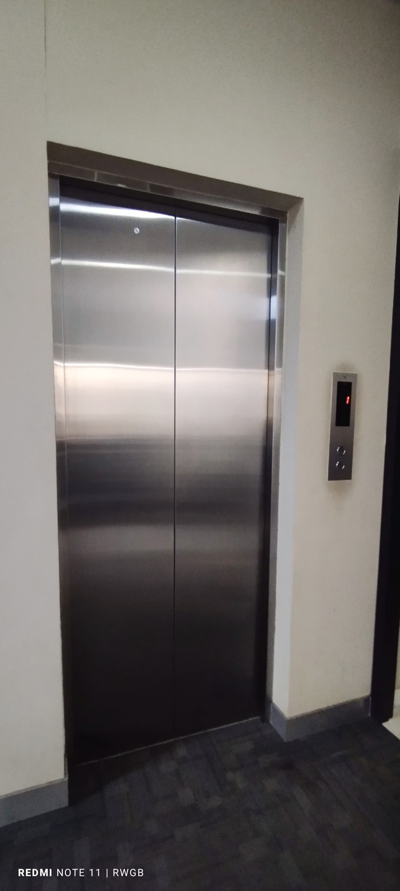 turun harga 12M jadi 11M-an nego Jual Cepat Gedung Kantor anggrek loka bsd city Siap Pakai Rapi Bagus Terawat