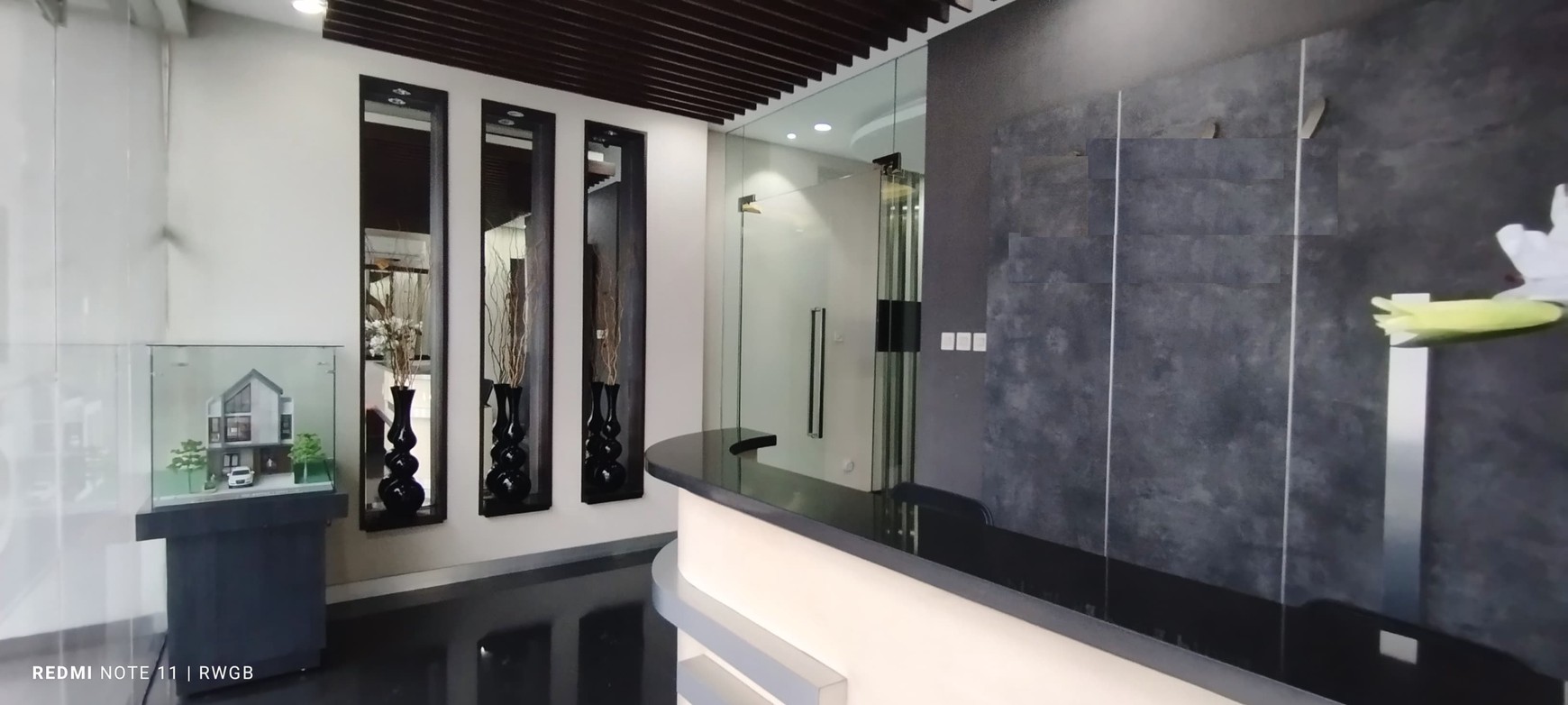 turun harga 12M jadi 11M-an nego Jual Cepat Gedung Kantor anggrek loka bsd city Siap Pakai Rapi Bagus Terawat