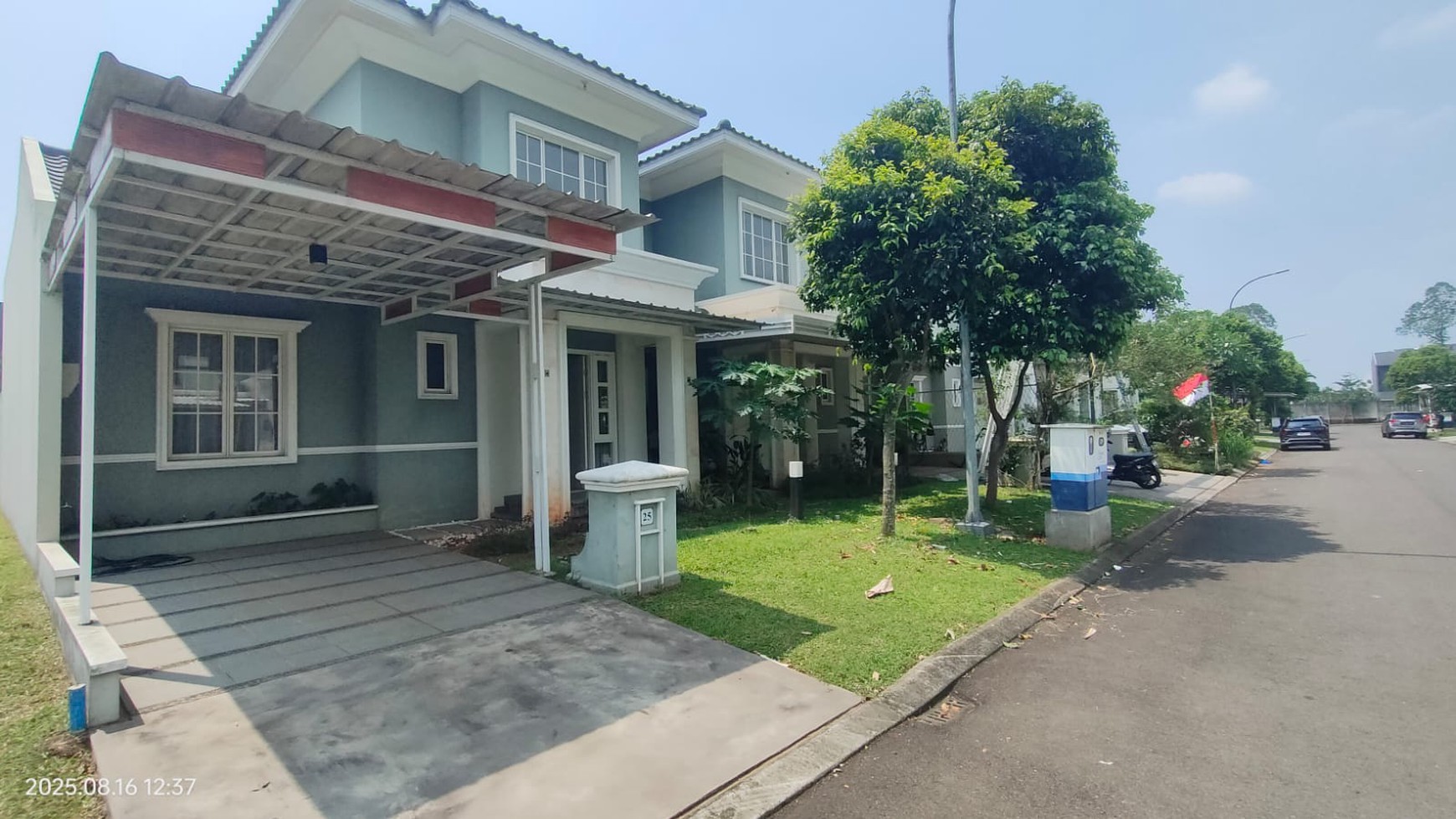 Rumah 2 Lantai di Perumahan Suvarna Sutera Tanggerang