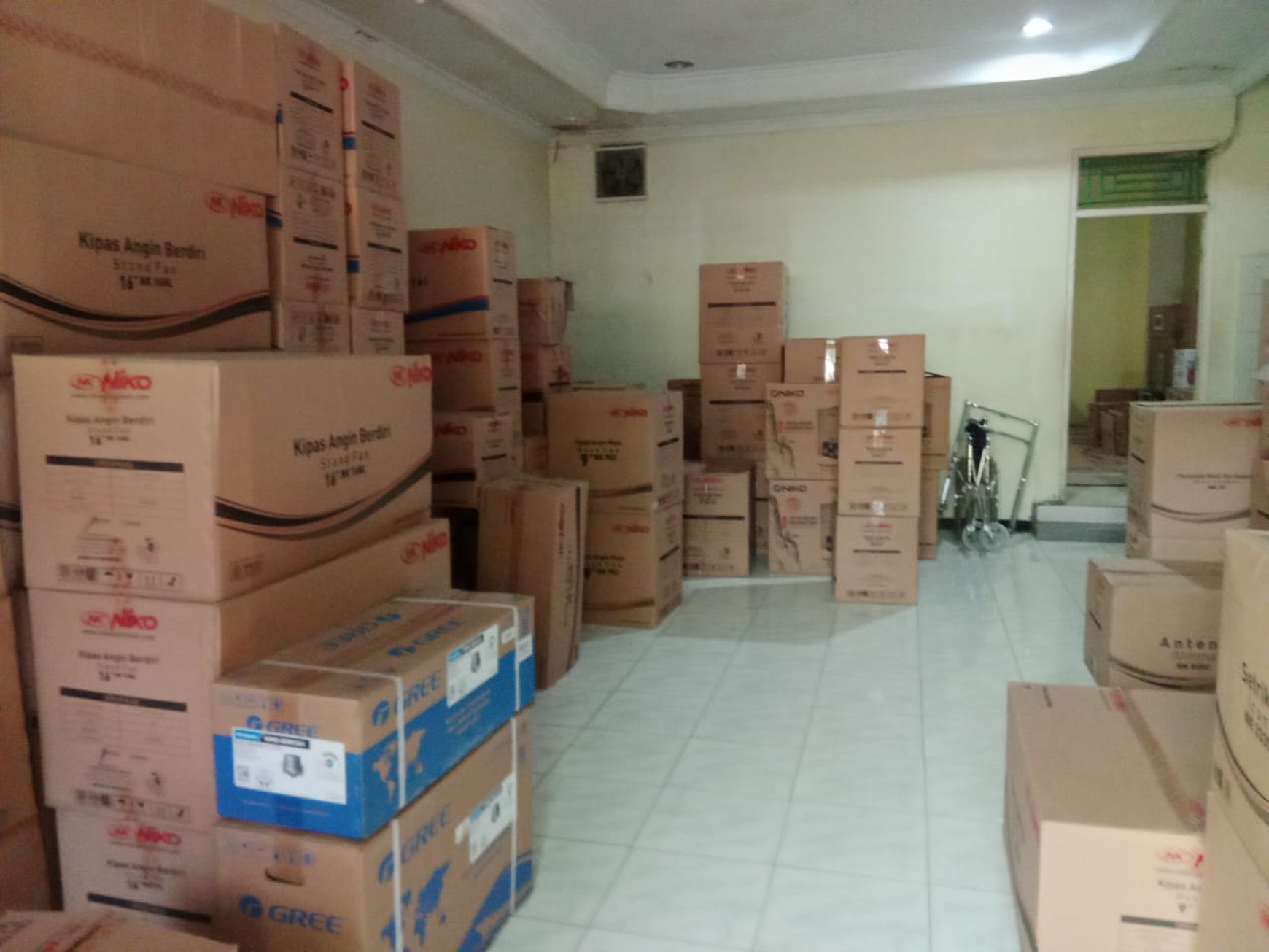 Rumah & Gudang Cocok Untuk Usaha Lokasi Gamping Sleman 