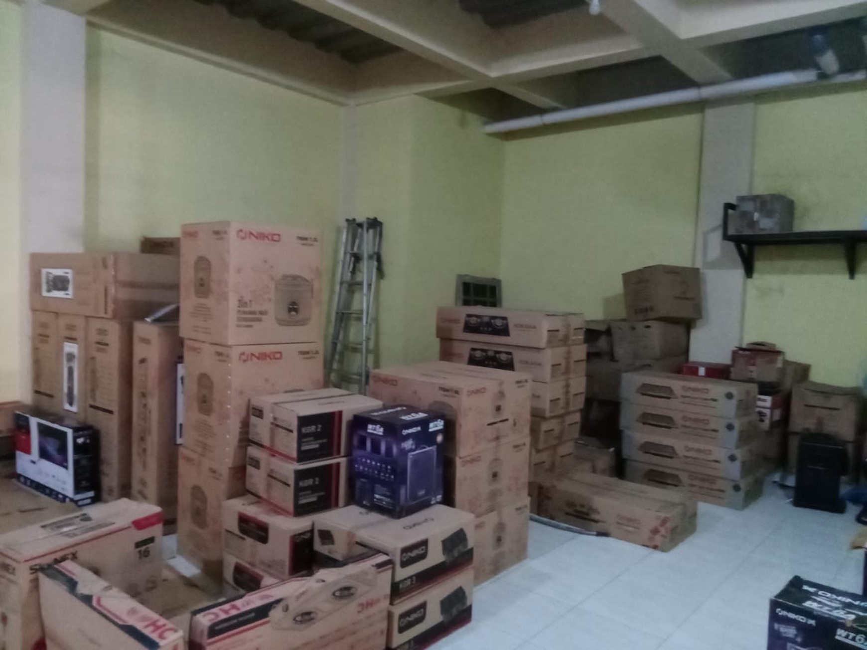 Rumah & Gudang Cocok Untuk Usaha Lokasi Gamping Sleman 