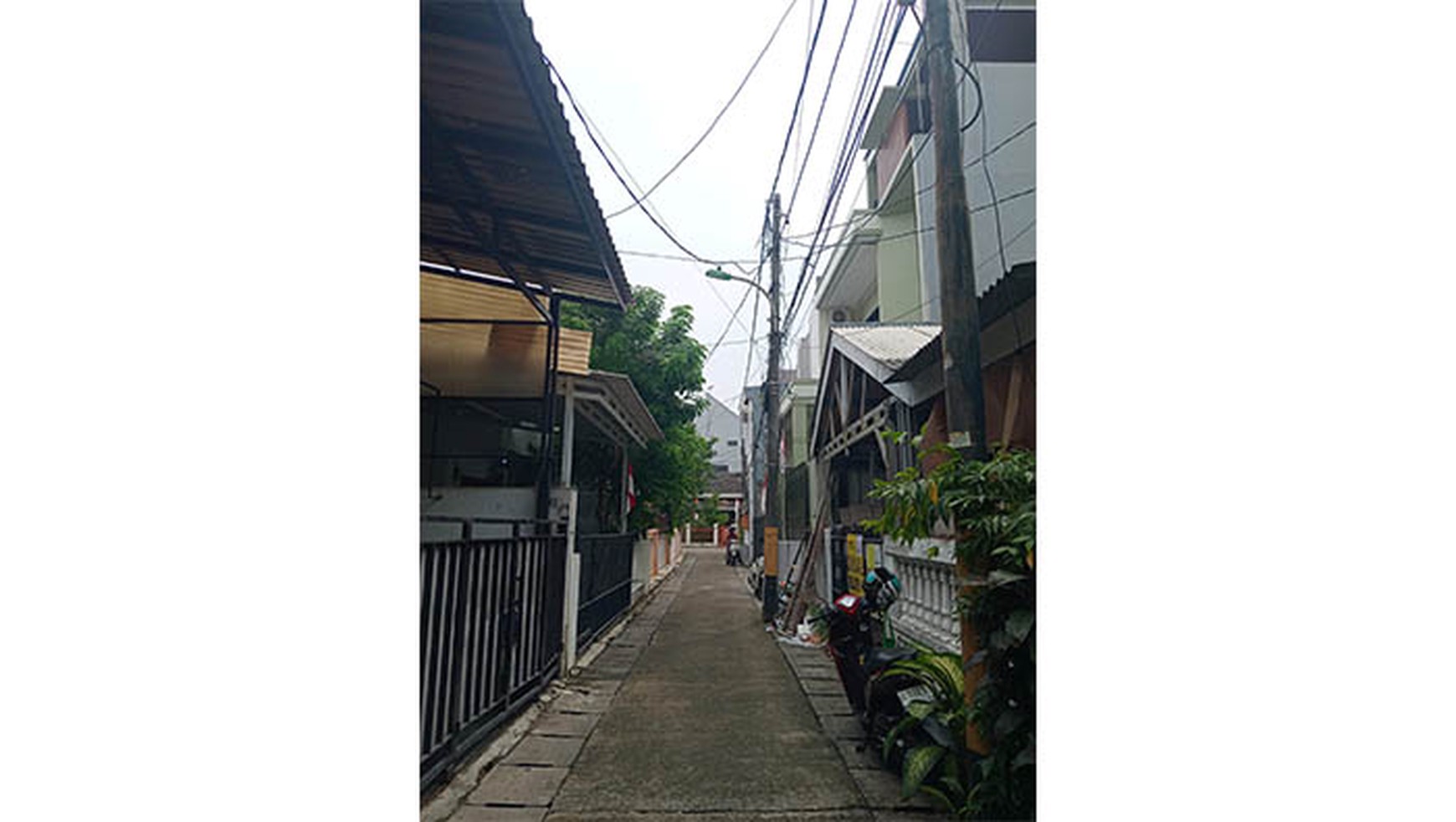 Rumah Cakalele, Bcs, Kelapa Gading