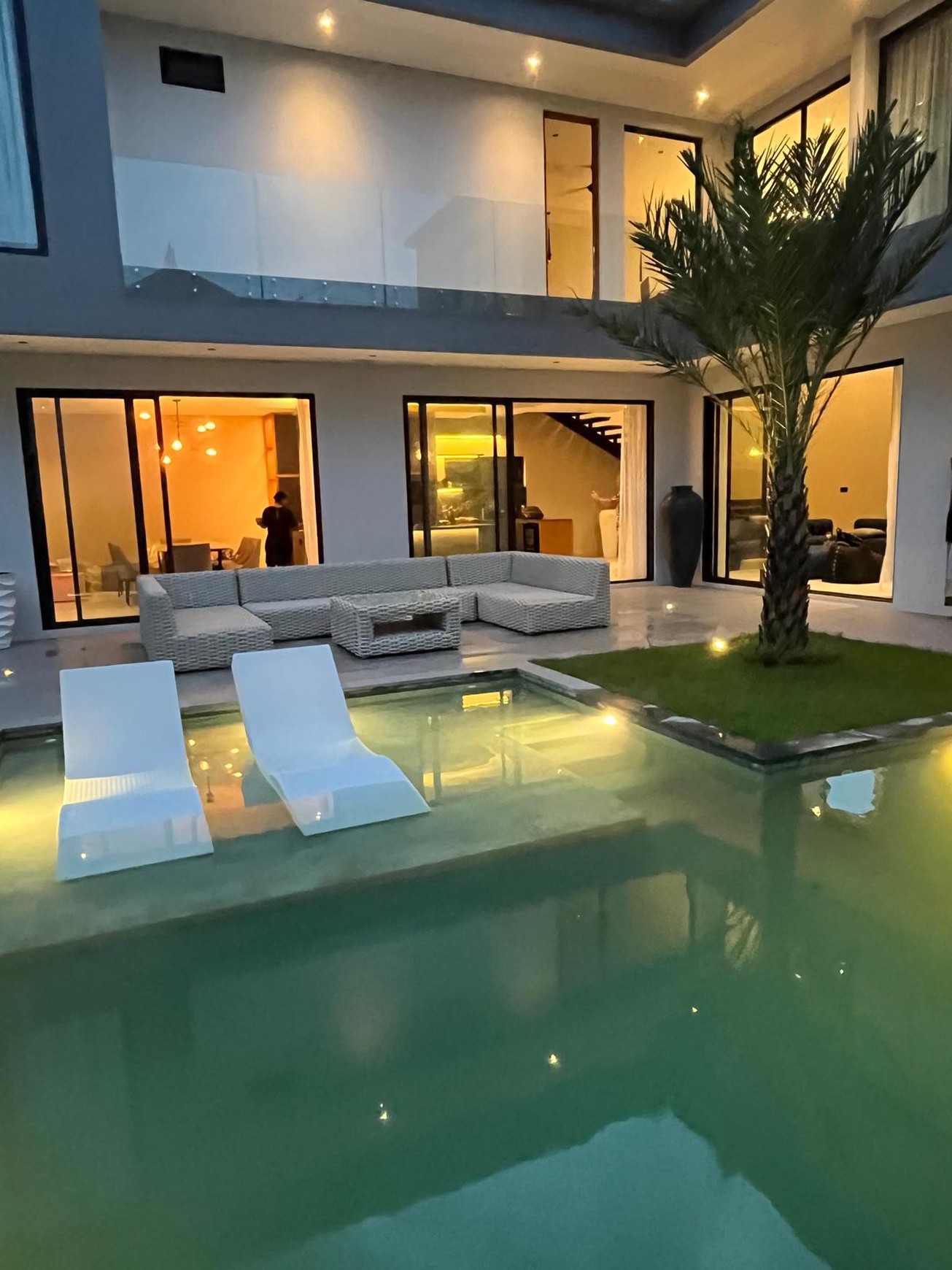 Villa Leasehold Luxurious Kerobokan Bali