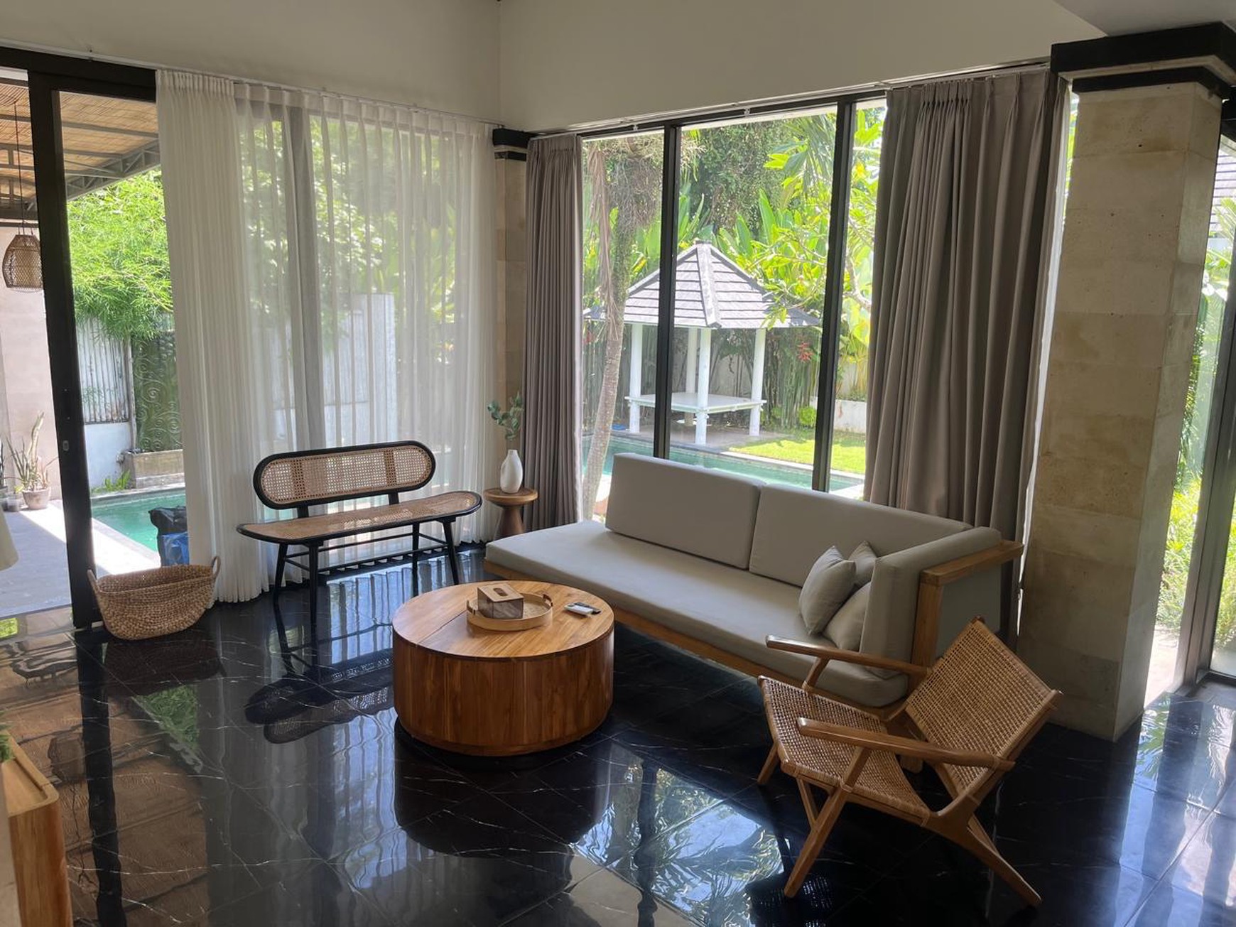 Villa Rental 3 Bedrooms In Pererenan Canggu Bali