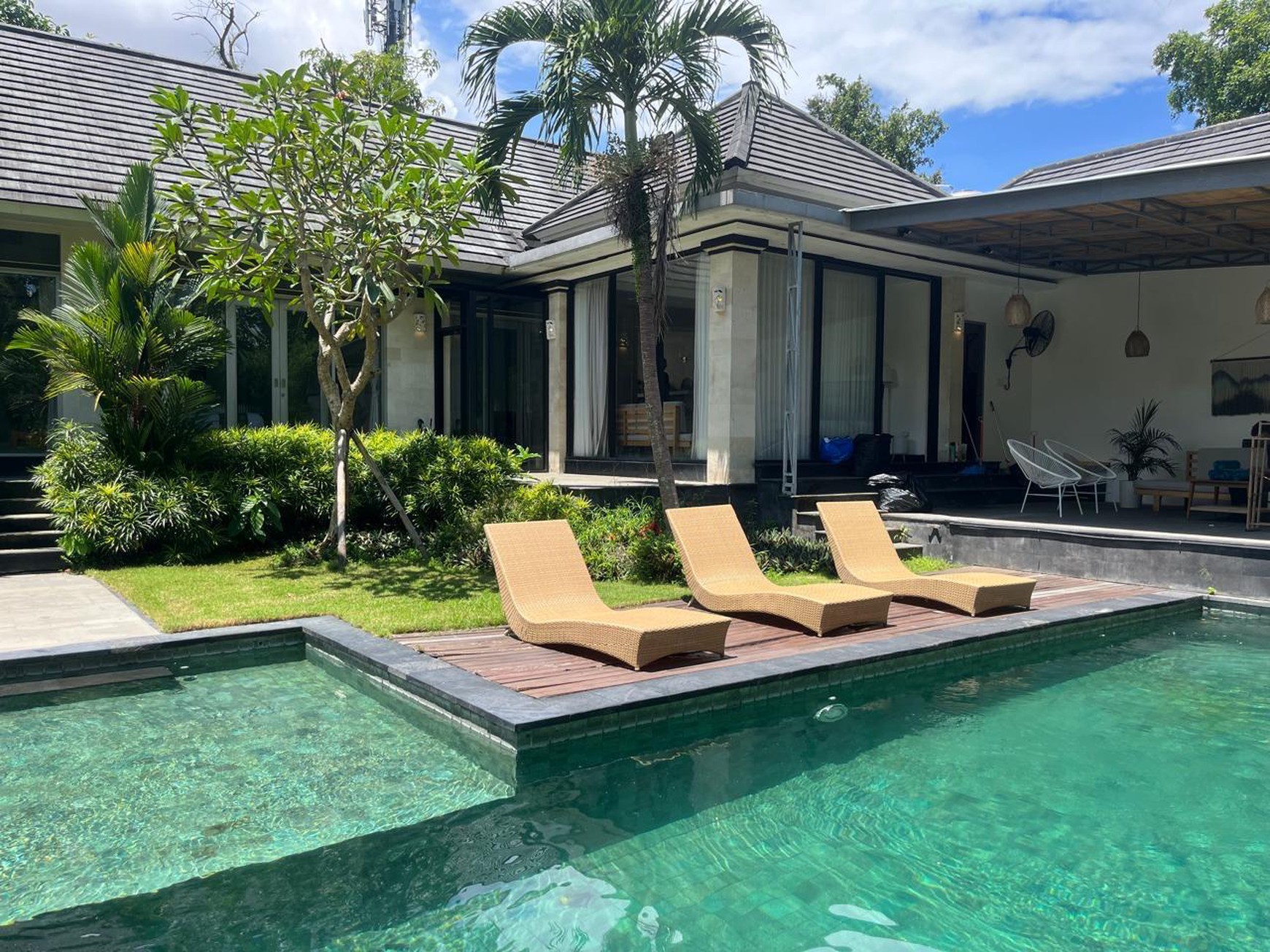 Villa Rental 3 Bedrooms In Pererenan Canggu Bali